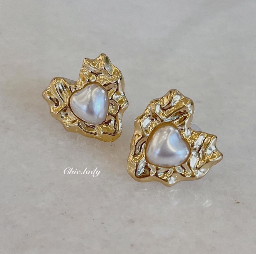 Earrings | 皺摺愛心