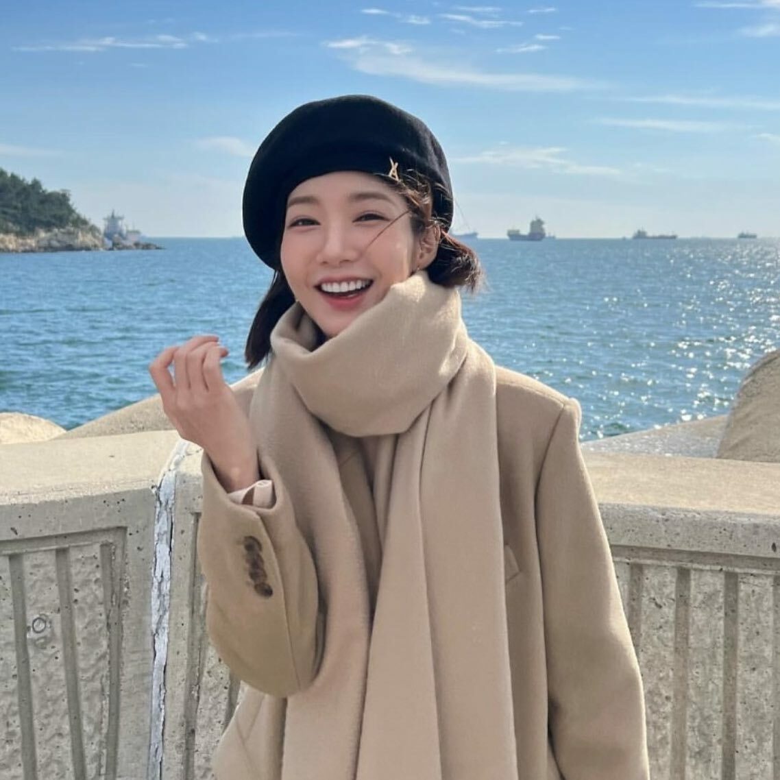 朴敏英著用款! VARZAR Stud Logo Wool Beret ( 4色入 )