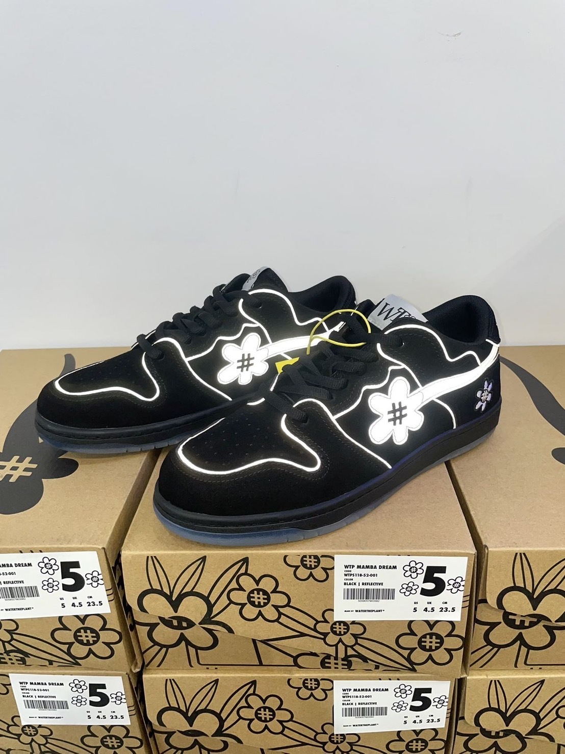 WATER THE PLANT Black Mamba 日本限定 麂皮 刺繡 復古 反光黑白