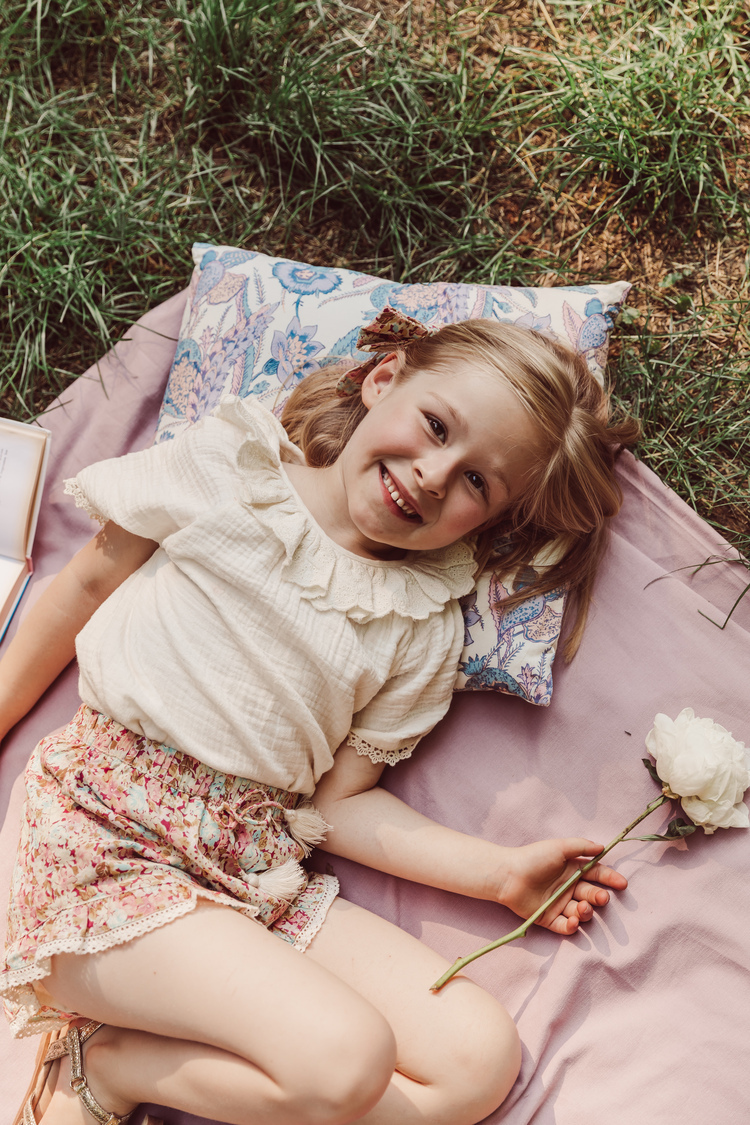 LOUISE MISHA│Antoinette Blouse立體荷葉領上衣．White