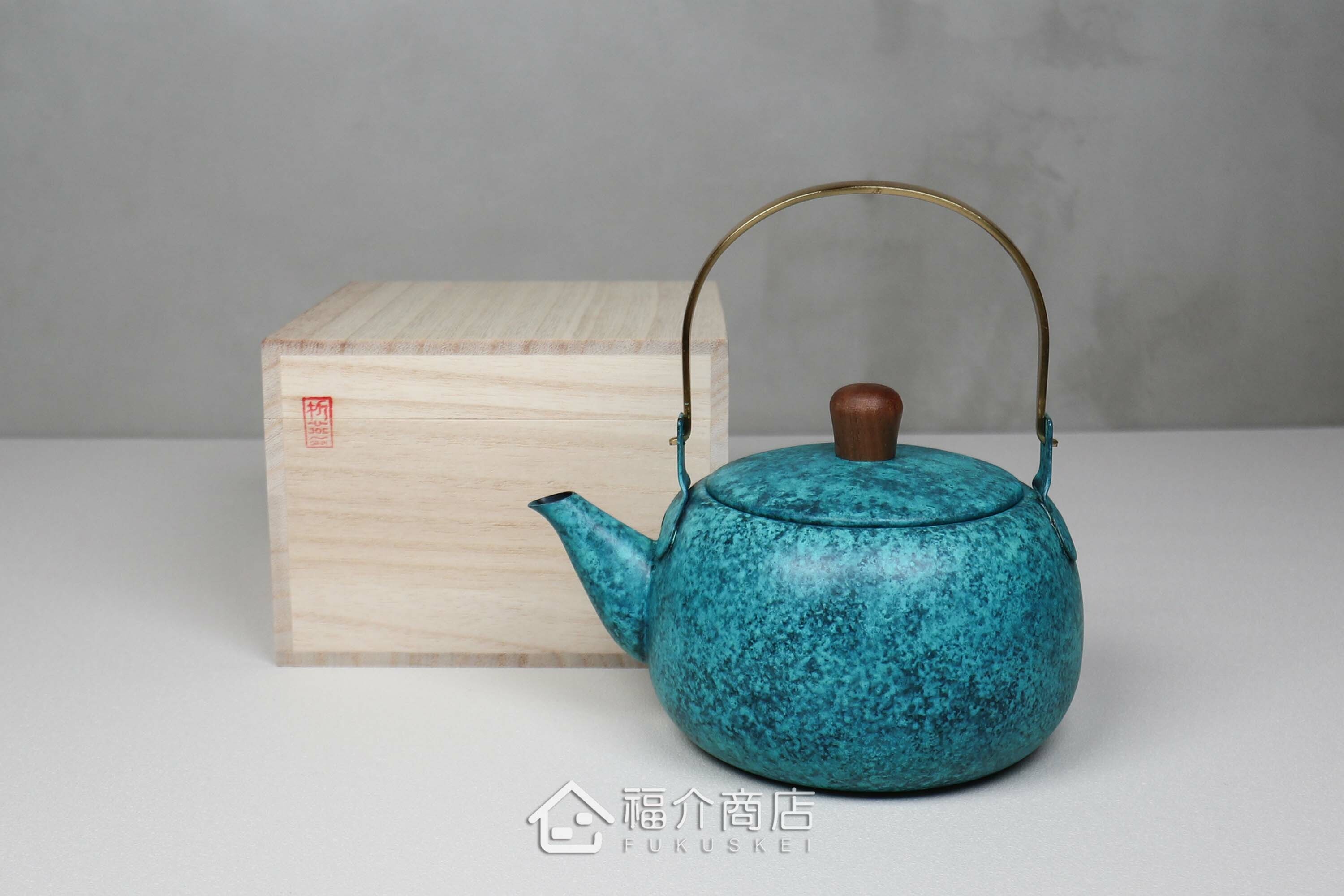 泡茶用的藍色不鏽鋼材質泡茶壺
