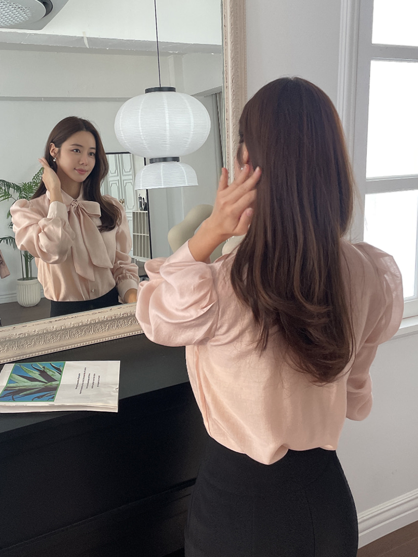 [現貨]TwoStyle寶石釦領巾襯衫 [ 2色 / Free ]