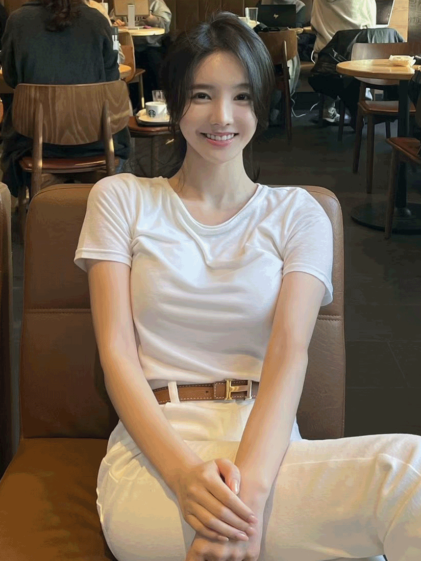 [現貨] 素色假兩件式圓領舒適上衣 [ 2色 / Free ]