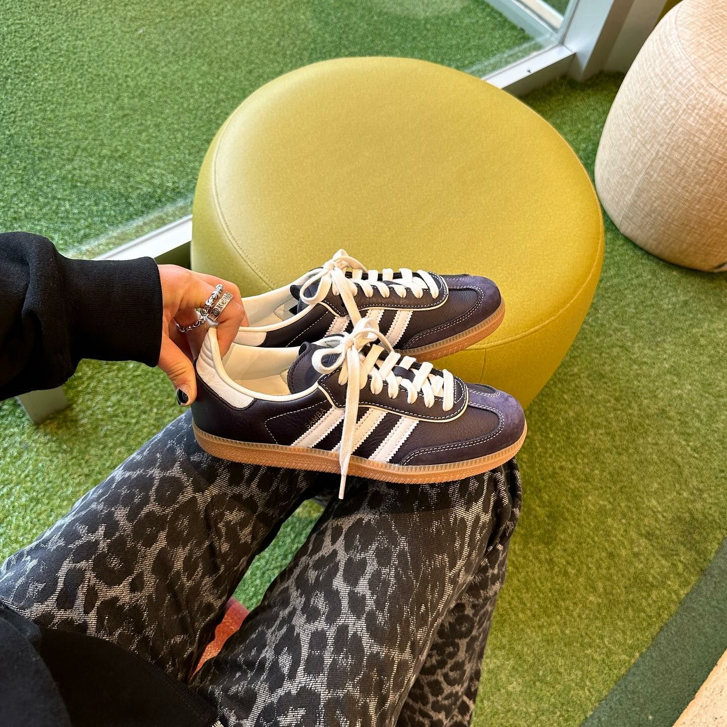 Adidas Originals Samba OG 巧克力碎片 外縫線 皮革 焦糖底 復古 德訓鞋 IG6836