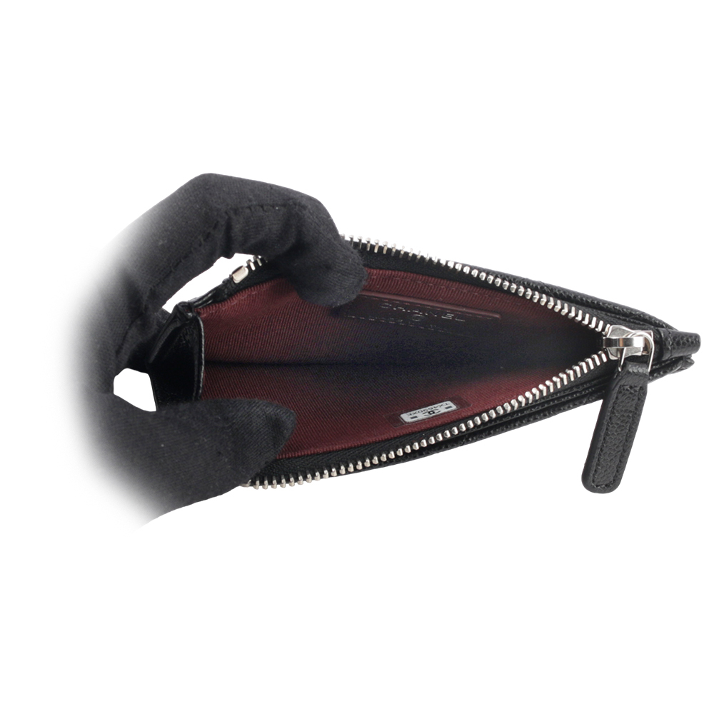 【CHANEL】銀色CC Logo 牛皮一字拉鍊卡片夾/零錢包(黑色) AP2570 B15532 C3906