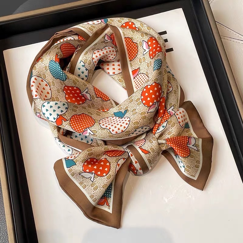 愛心蘋果雙面長條絲巾