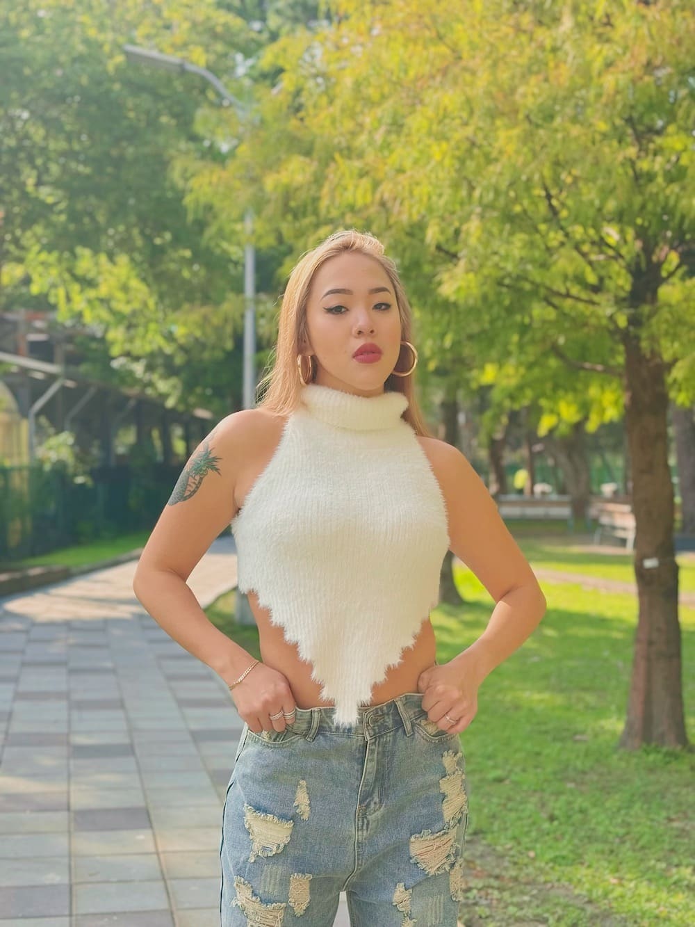 挖背高領毛毛背心