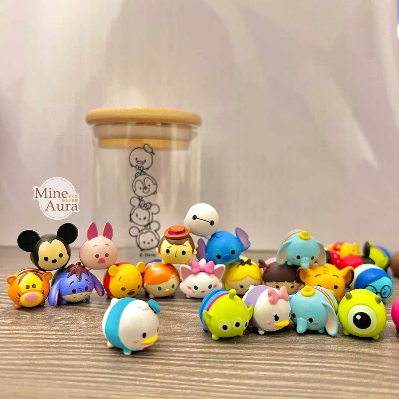 (現貨) 樂園限定 TSUM TSUM 迷你公仔+玻璃瓶 (綜合款) -香港迪士尼樂園