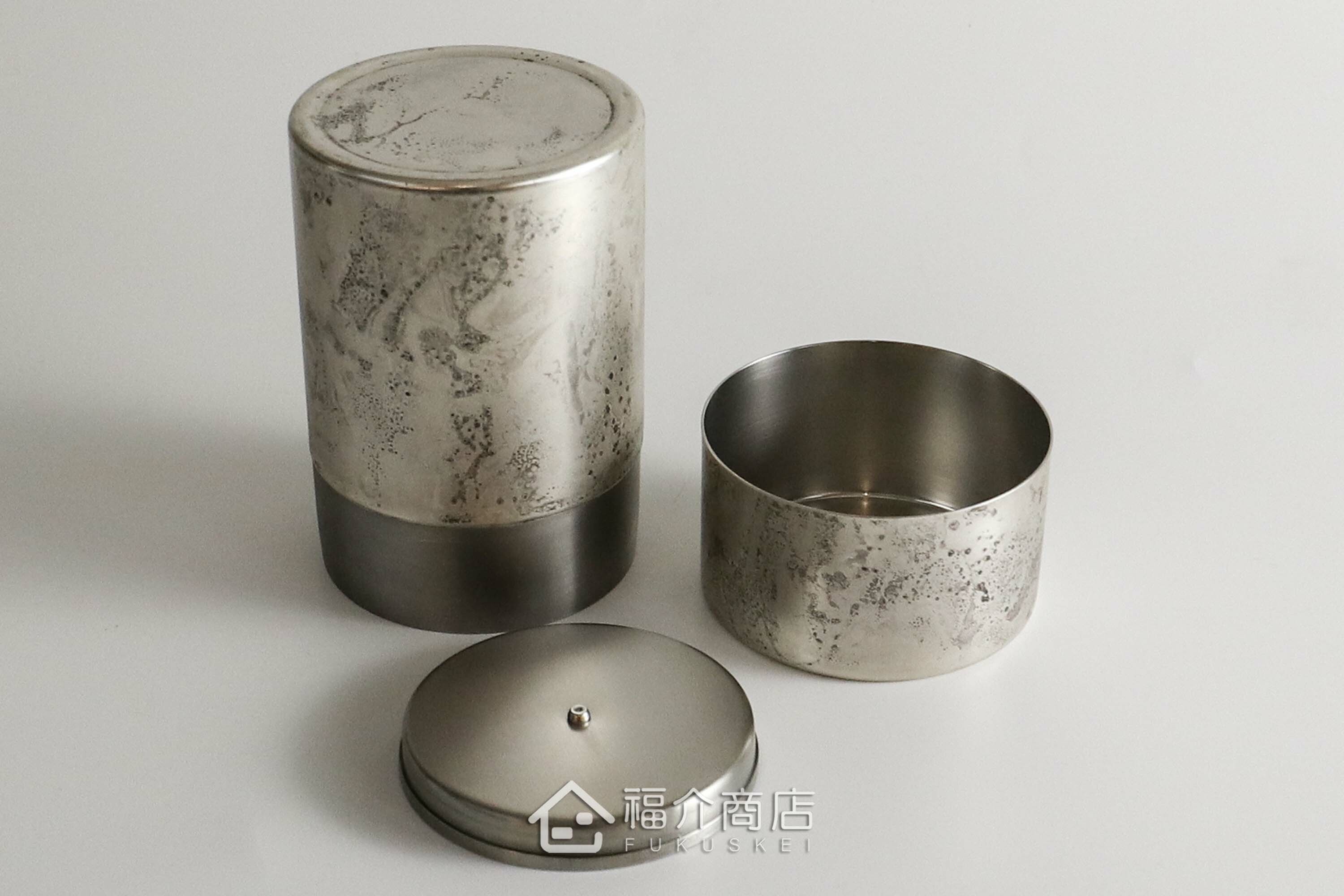 不鏽鋼材質用於保存茶葉用的銀色茶葉罐