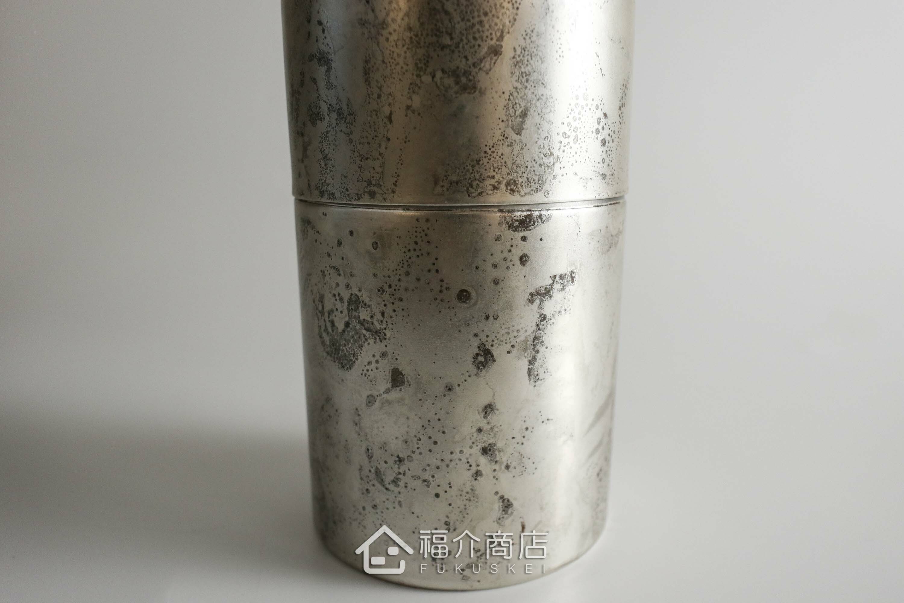 不鏽鋼材質用於保存茶葉用的銀色茶葉罐