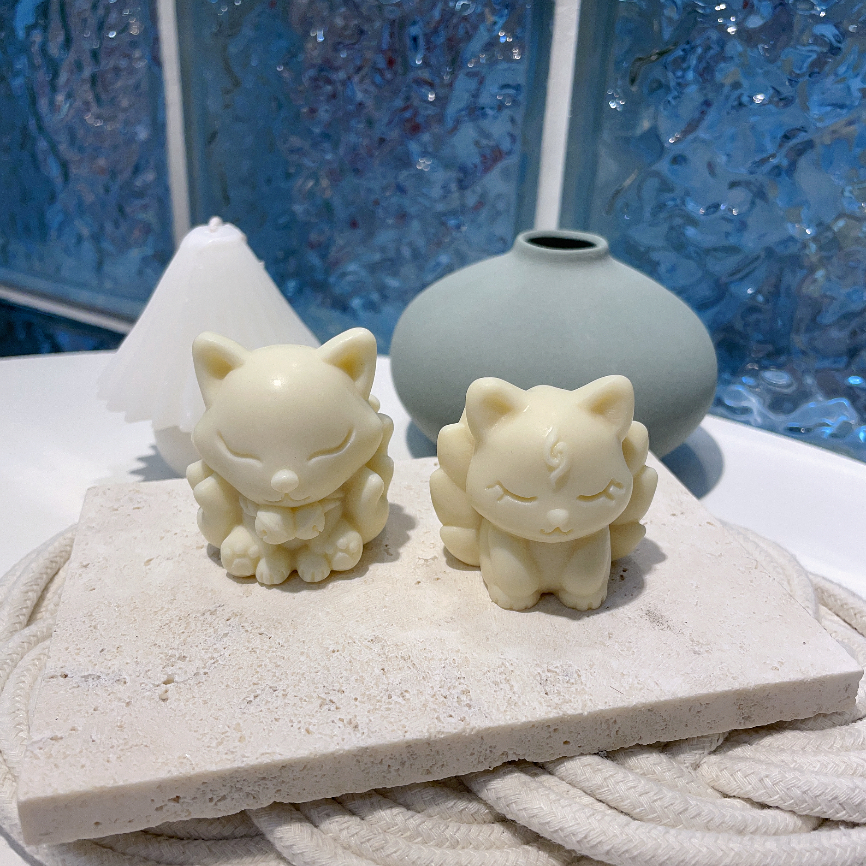 九尾狐象牙果雕刻擺件