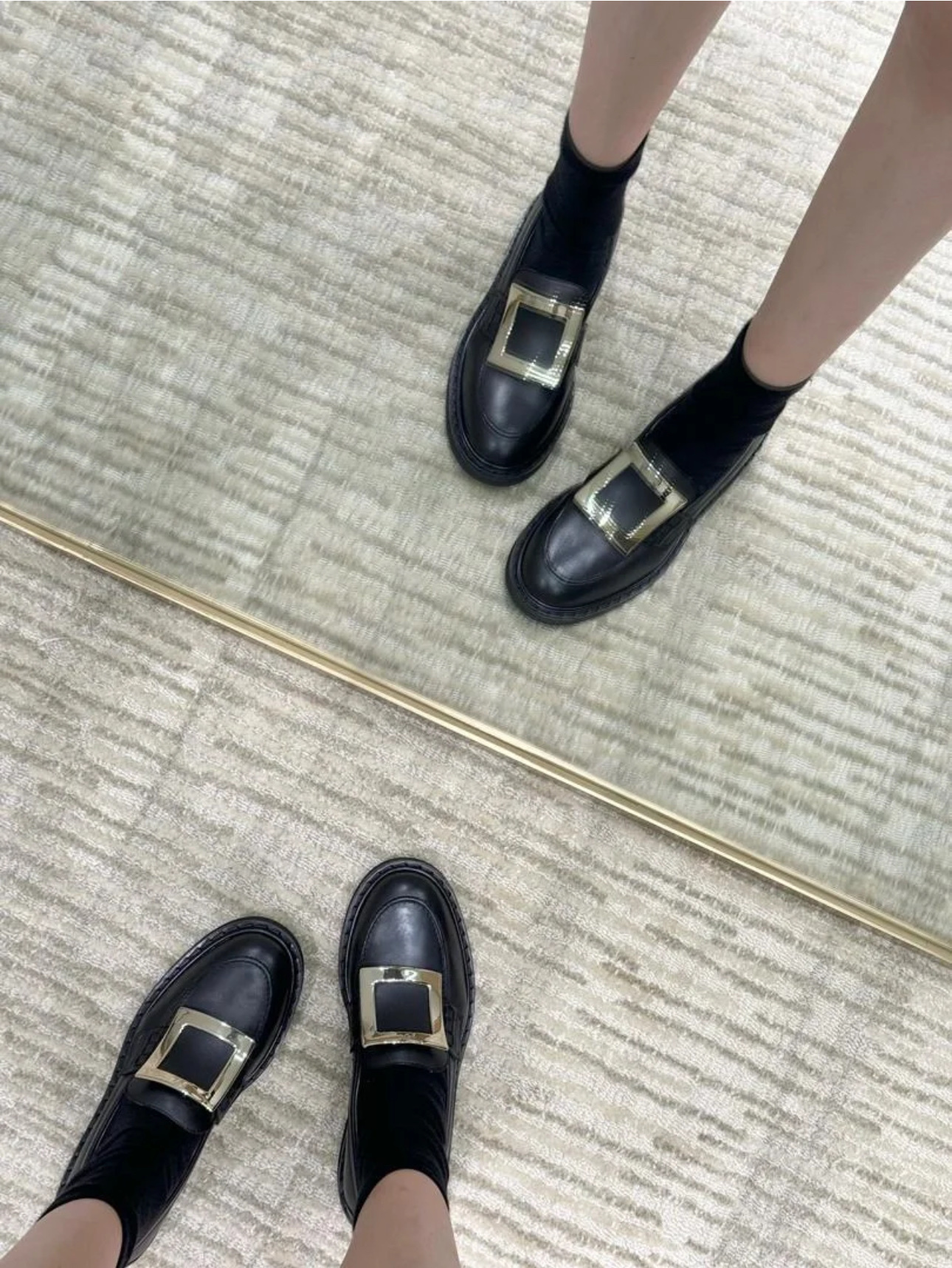 Rv 方扣樂福鞋 -T