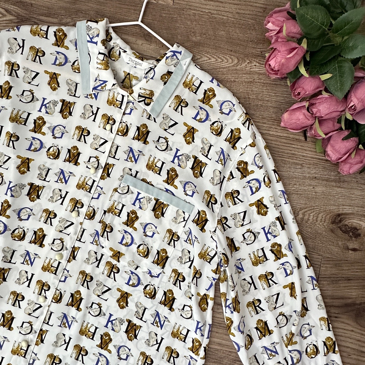 可愛動物英文字母長袖上衣