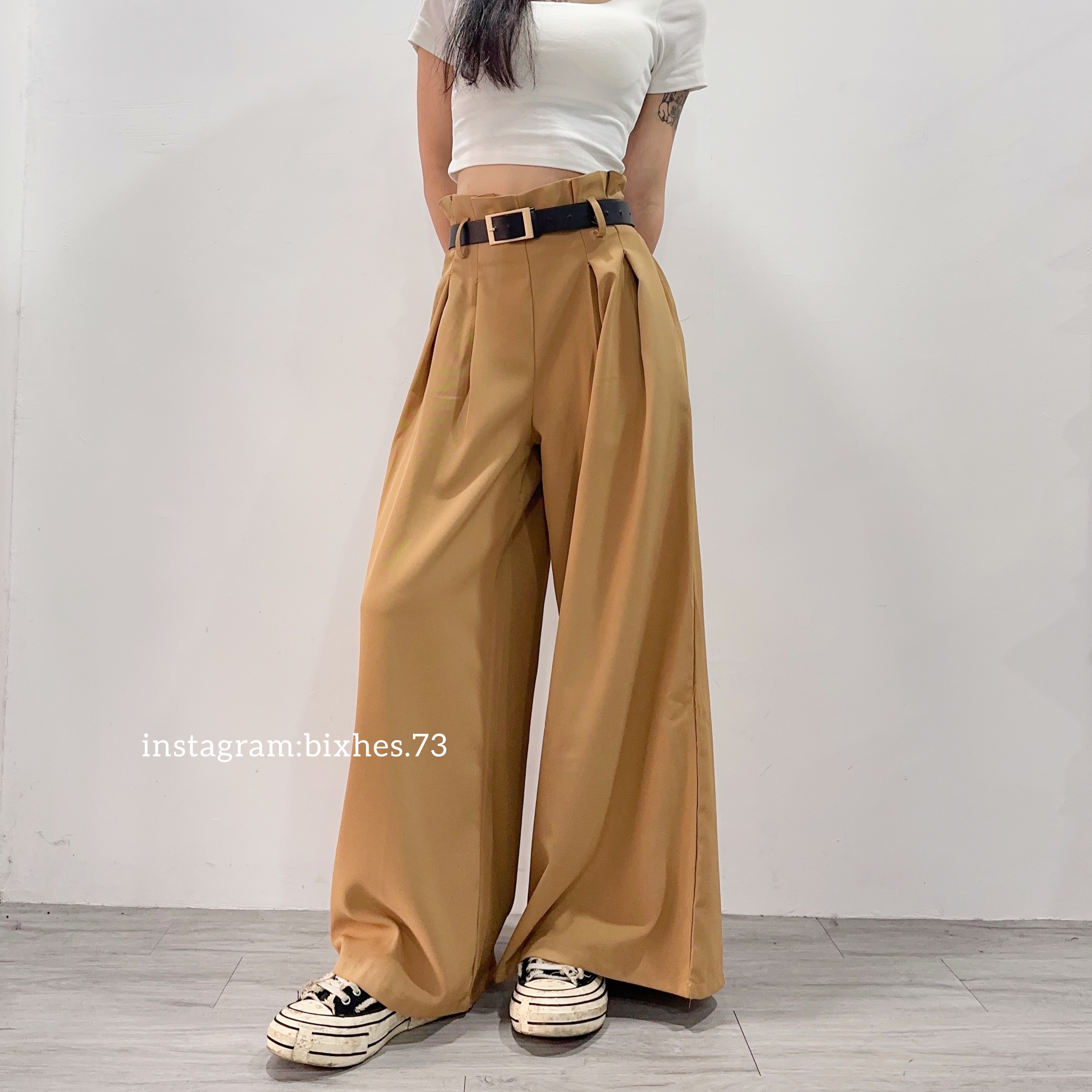 質感微花苞彈性寬褲(附皮帶)