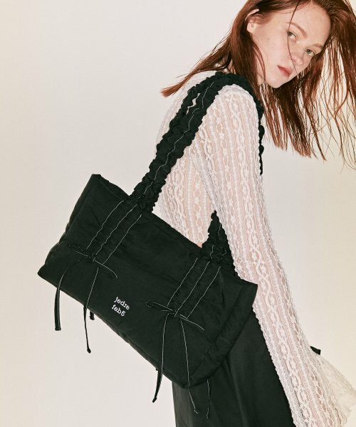 【韓国 JEDREFEB5】Butterfly shoulder bag Medium _4colors Designer fashion, Seoul-fully created | W Concept