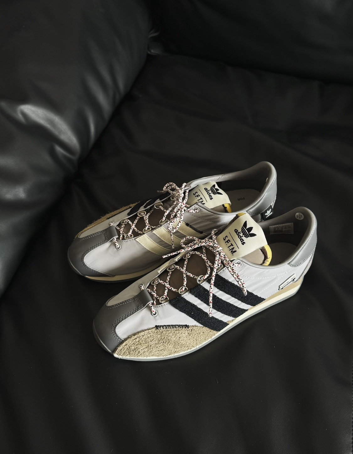 Focus Store】預購Song for the Mute x Adidas Originals Co