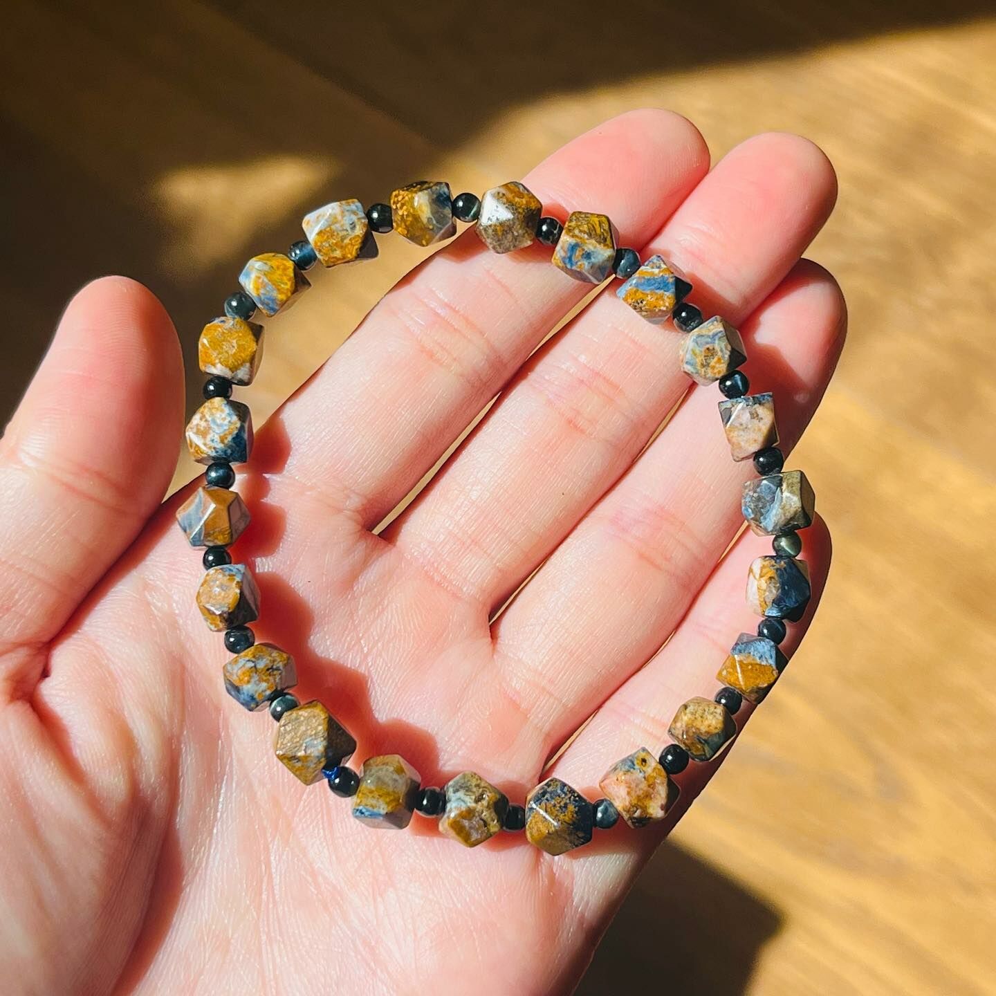 [原石] 黃彼得石手串