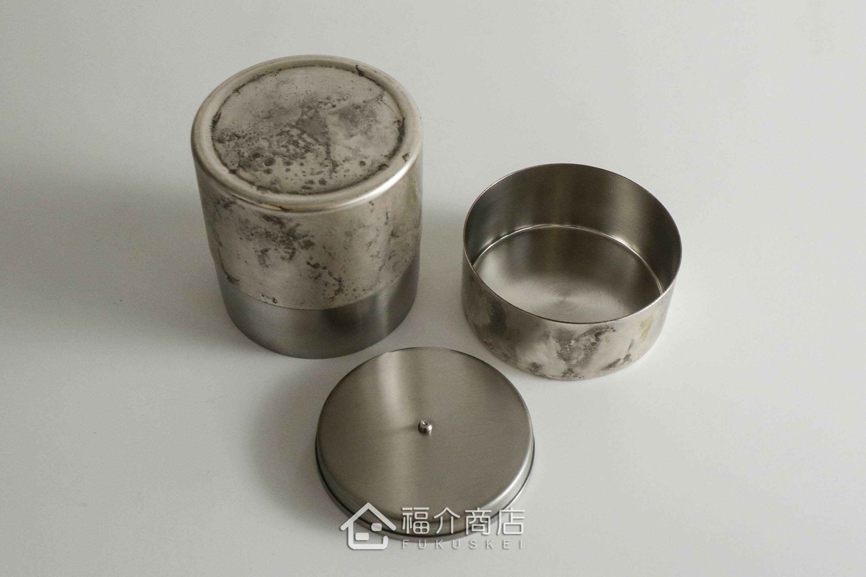 不鏽鋼材質用於保存茶葉用的銀色茶葉罐