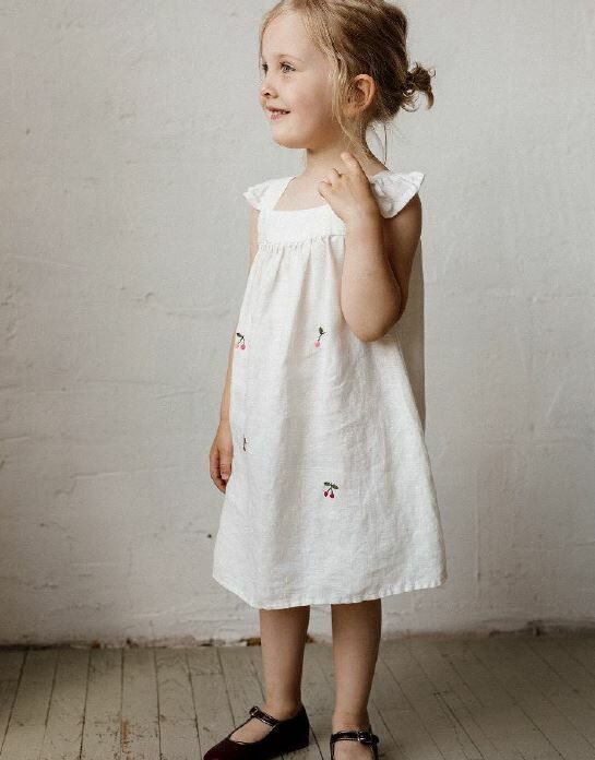 (預購)ALL THE BEAUTIFUL LINEN 滿版刺繡小天使洋裝 EXCLUSIVE PINAFORE