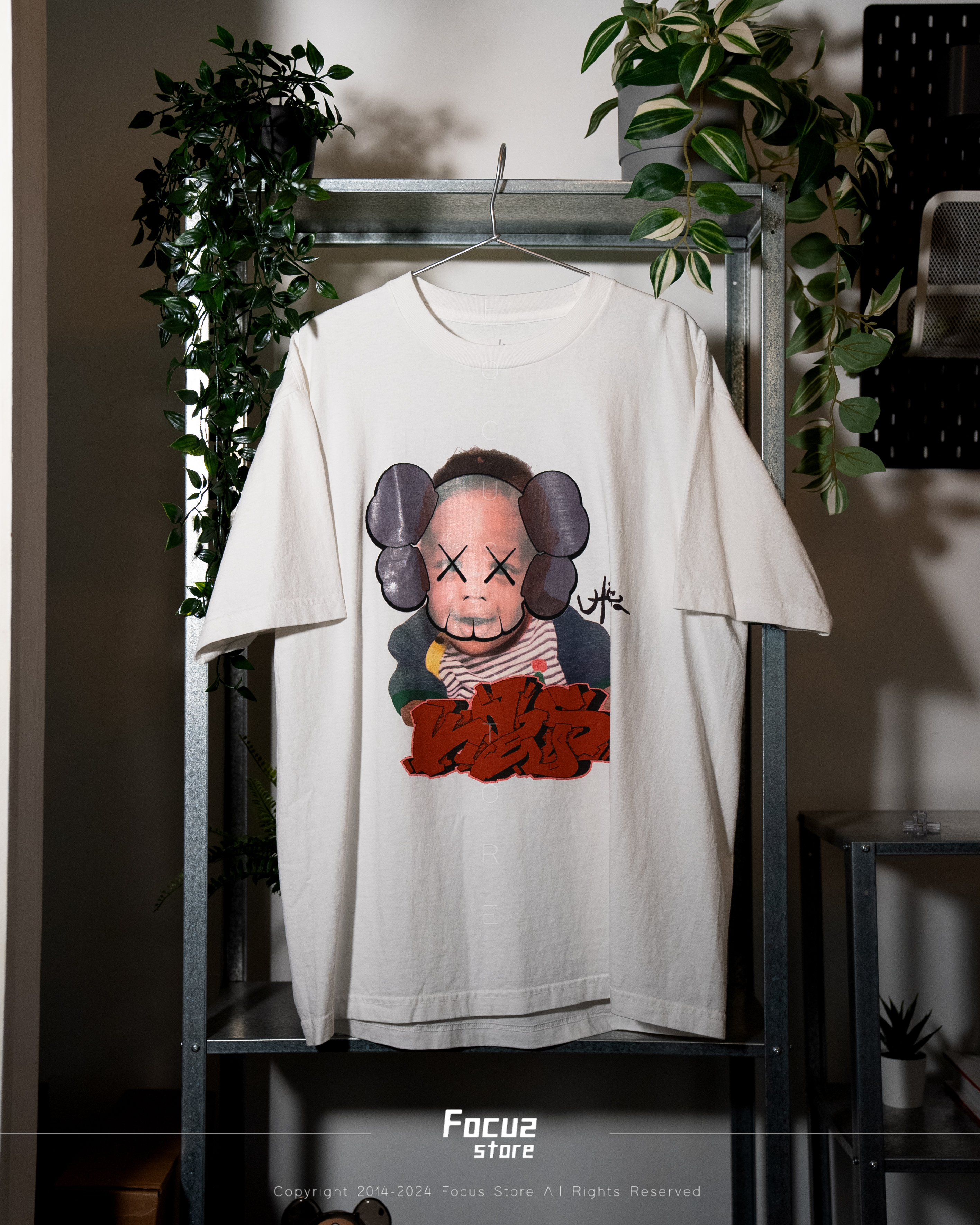 【Focus Store】現貨秒發 Travis Scott x Kaws "Utopia" 聯名短袖 白色 SS004