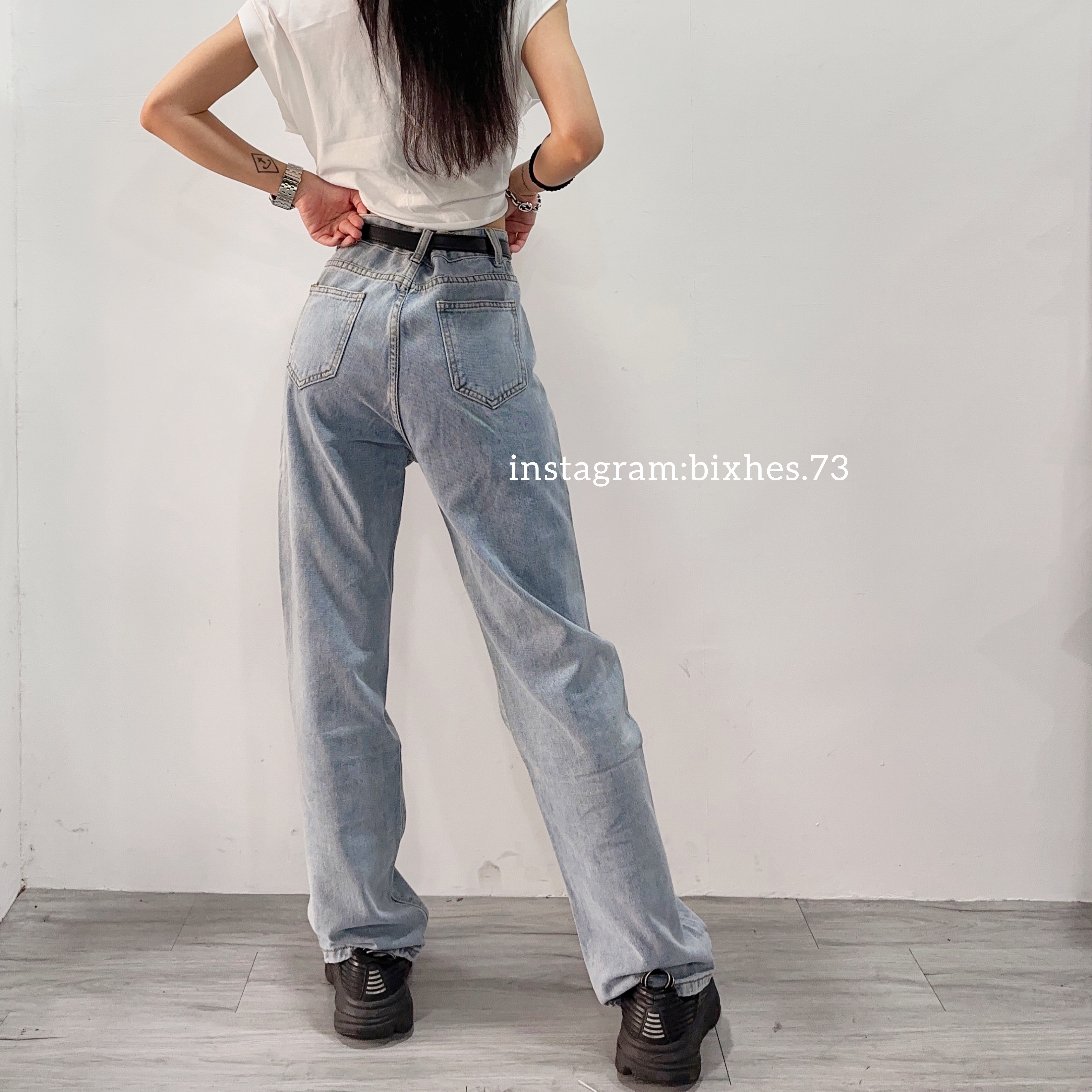 淺藍直筒牛仔褲(M)