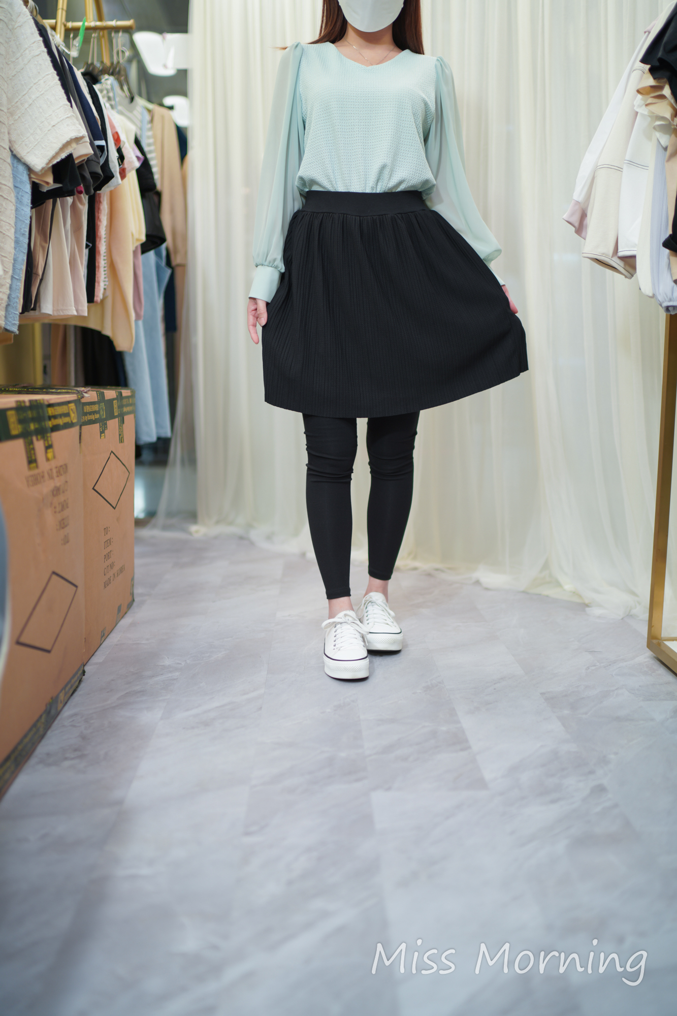 V領紗袖輕盈上衣(13723)&顯瘦5分裙連體裙(33695)