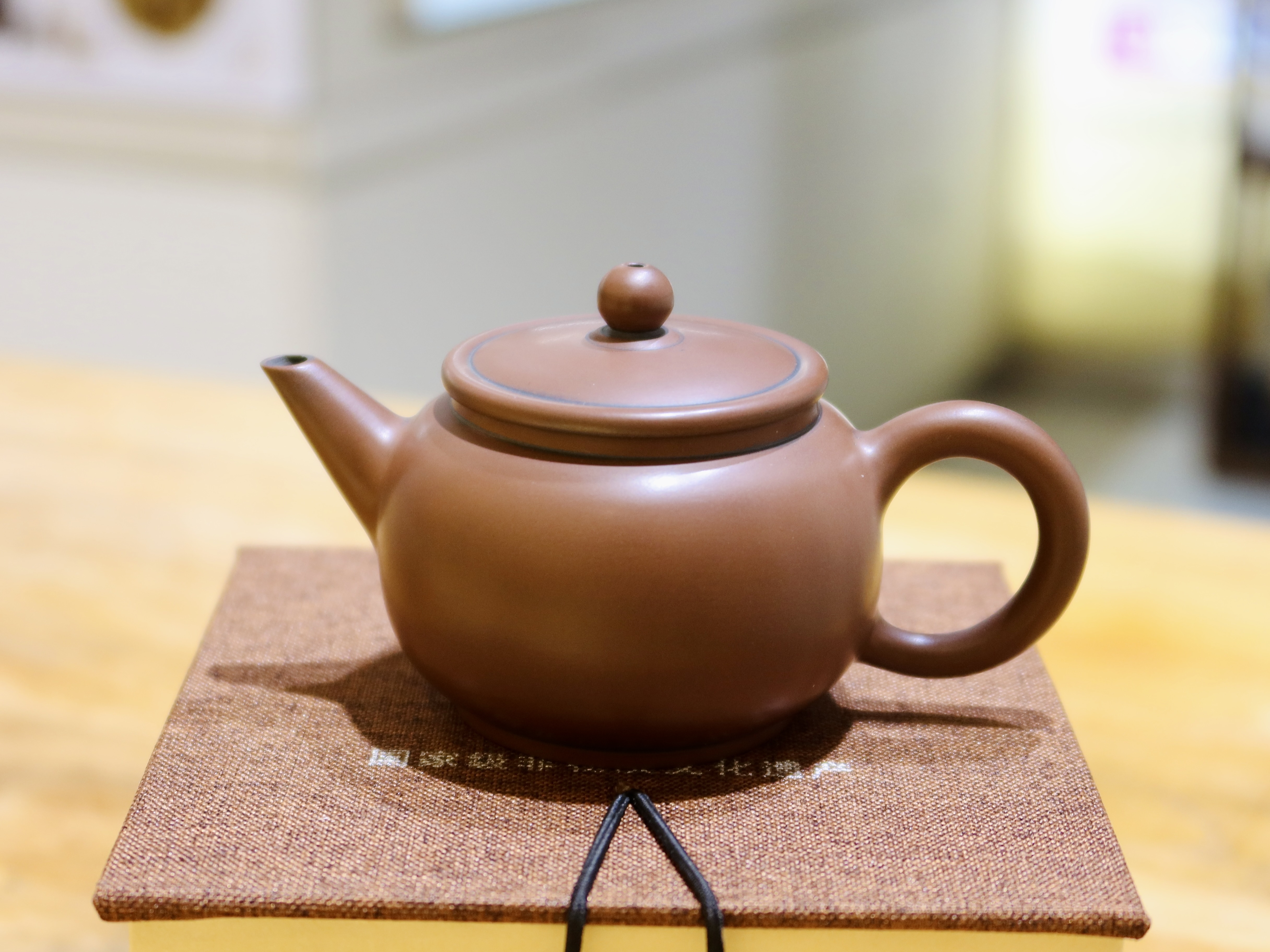 陶器壺 全手工宜兴紫砂茶壶[凤舞九天] (老紫泥- 410ml) – YIQIN TEA
