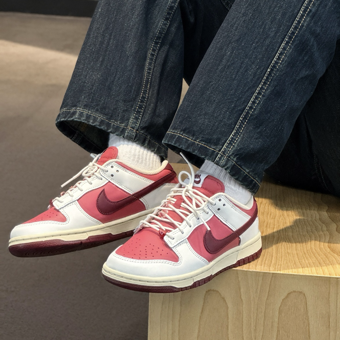 Nike Dunk Low Valentine's Day 反轉莓紅 情人節 奶油底