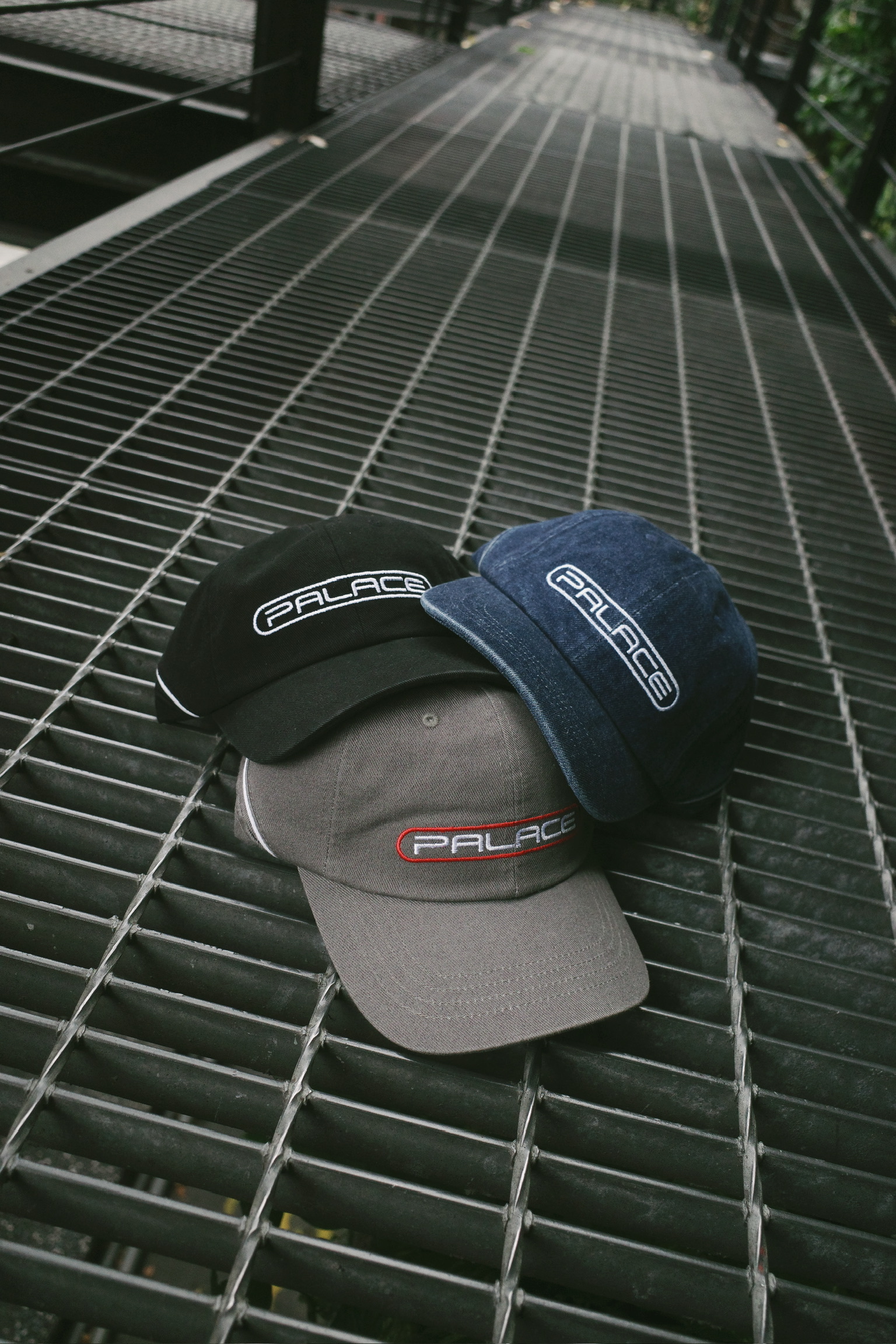 PALACE FADER DENIM 刺繡圈標老帽 單寧/黑/灰