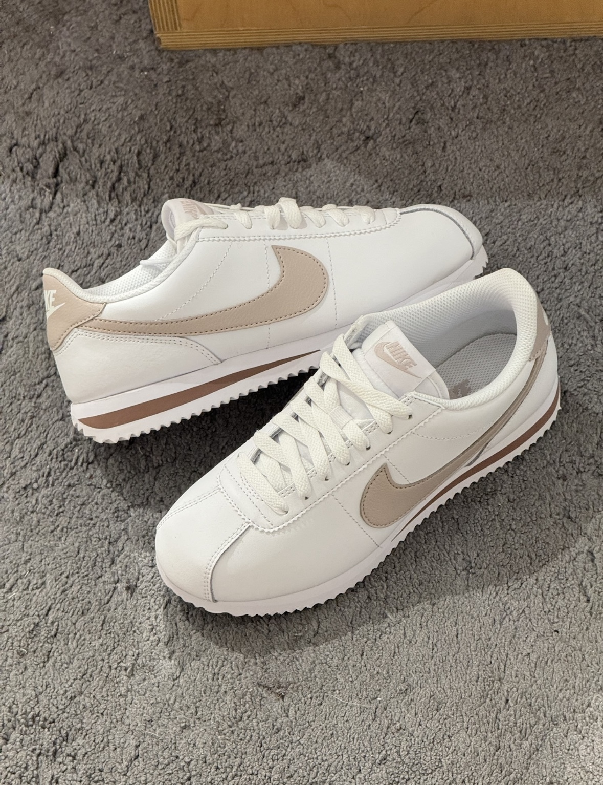 Nike Cortez 白粉色 皮革 女款 阿甘鞋 DN1791-105/預購