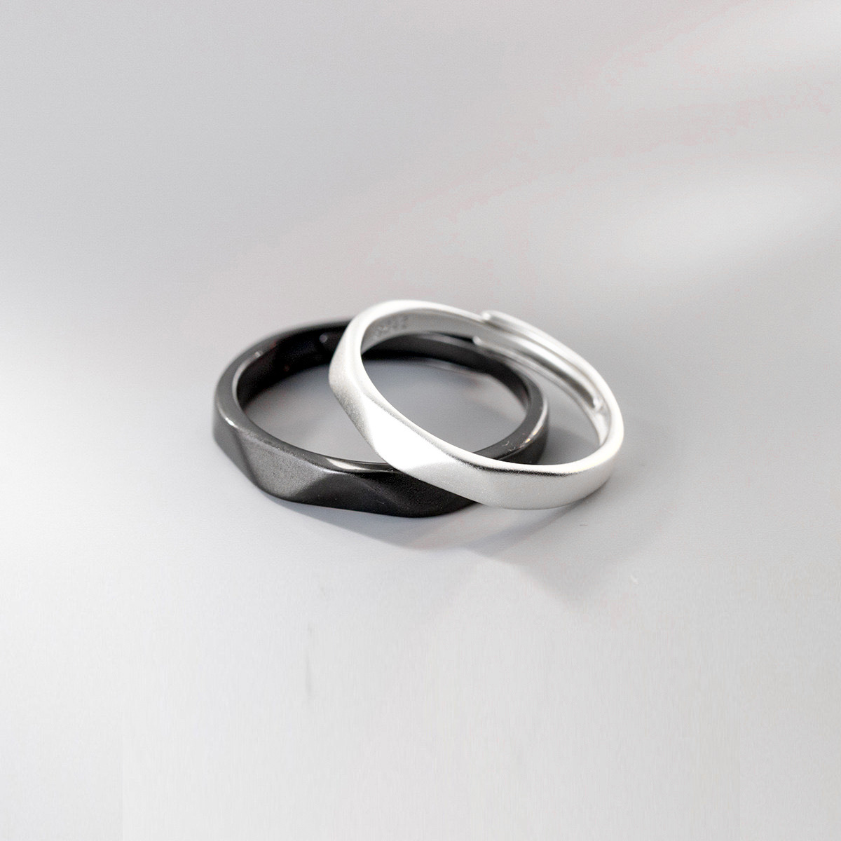 黑白磨砂 情侶戒指💍免費刻字