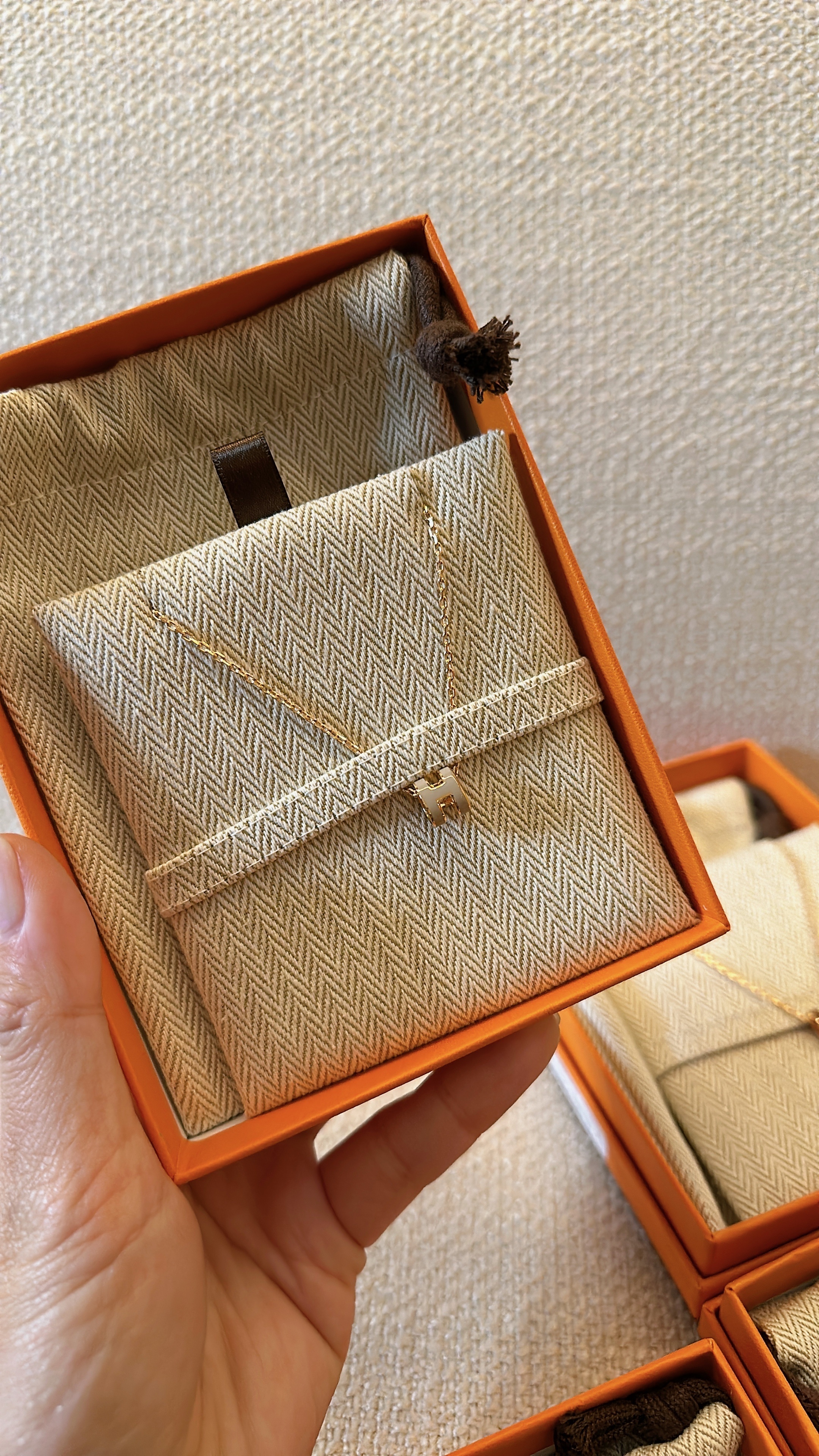 Hermès mini pop H rose gold