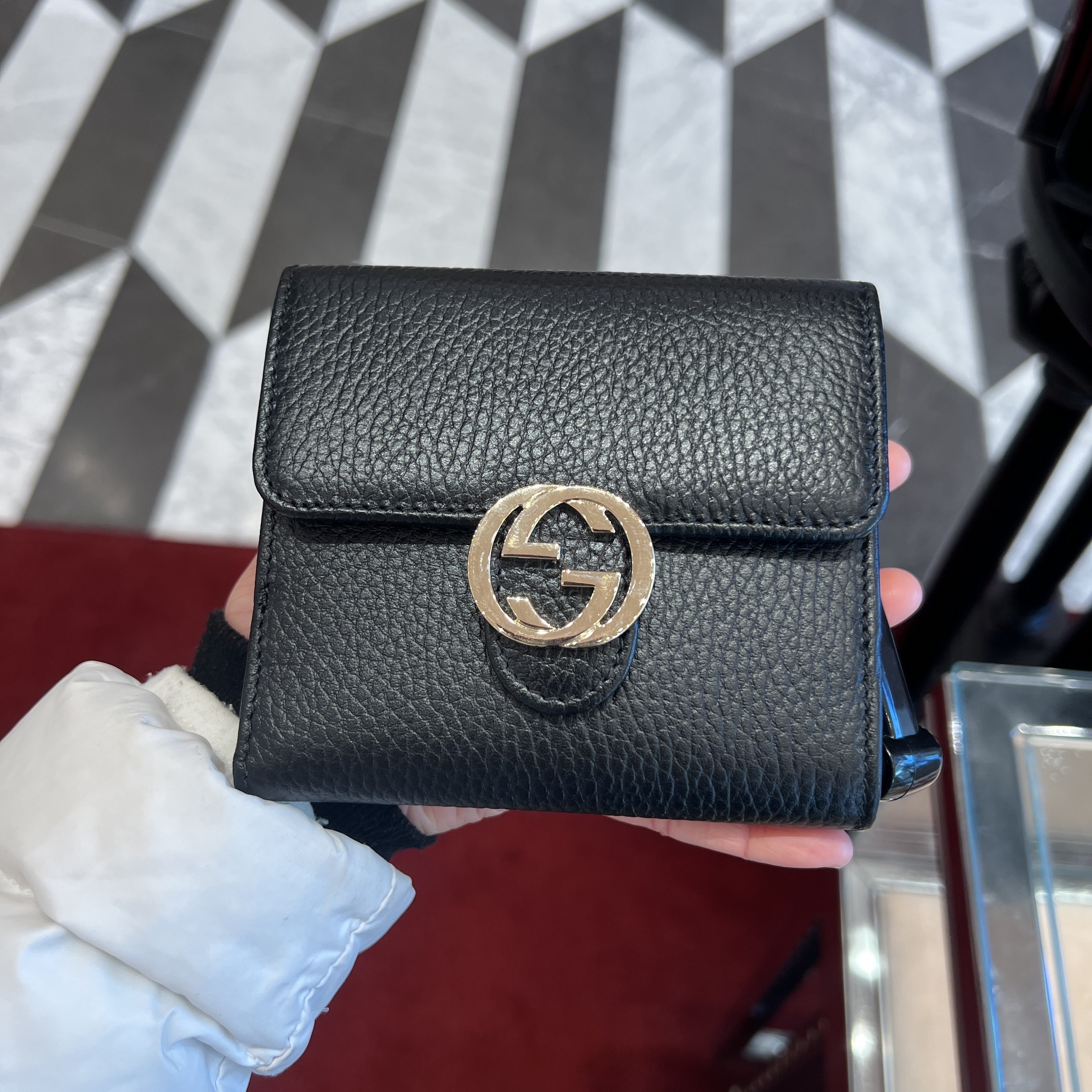 Gucci Wallet-interlocking翻蓋短款錢包 - 黑色/白色
