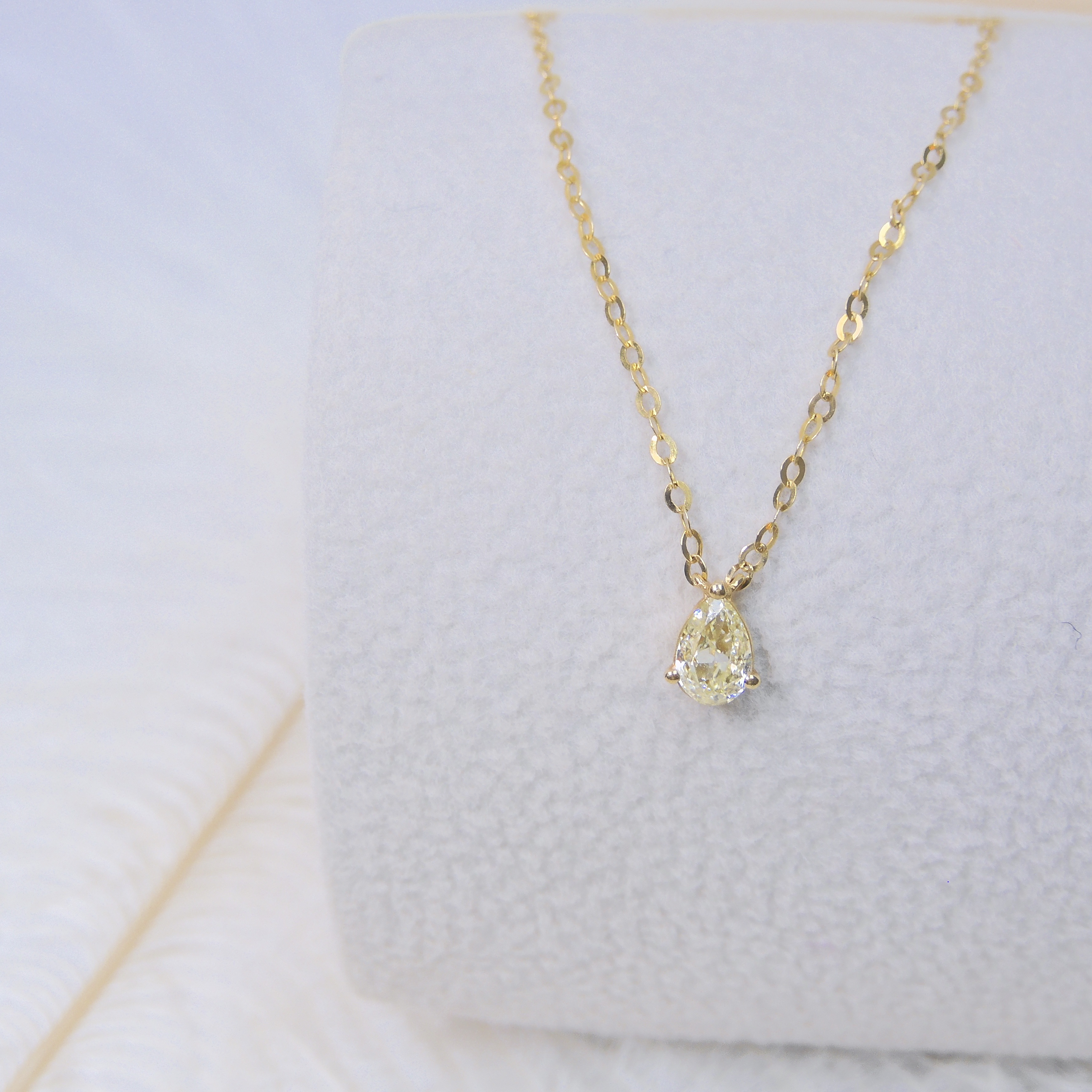 18K Gold 0.24ct Yellow Diamond Necklace
