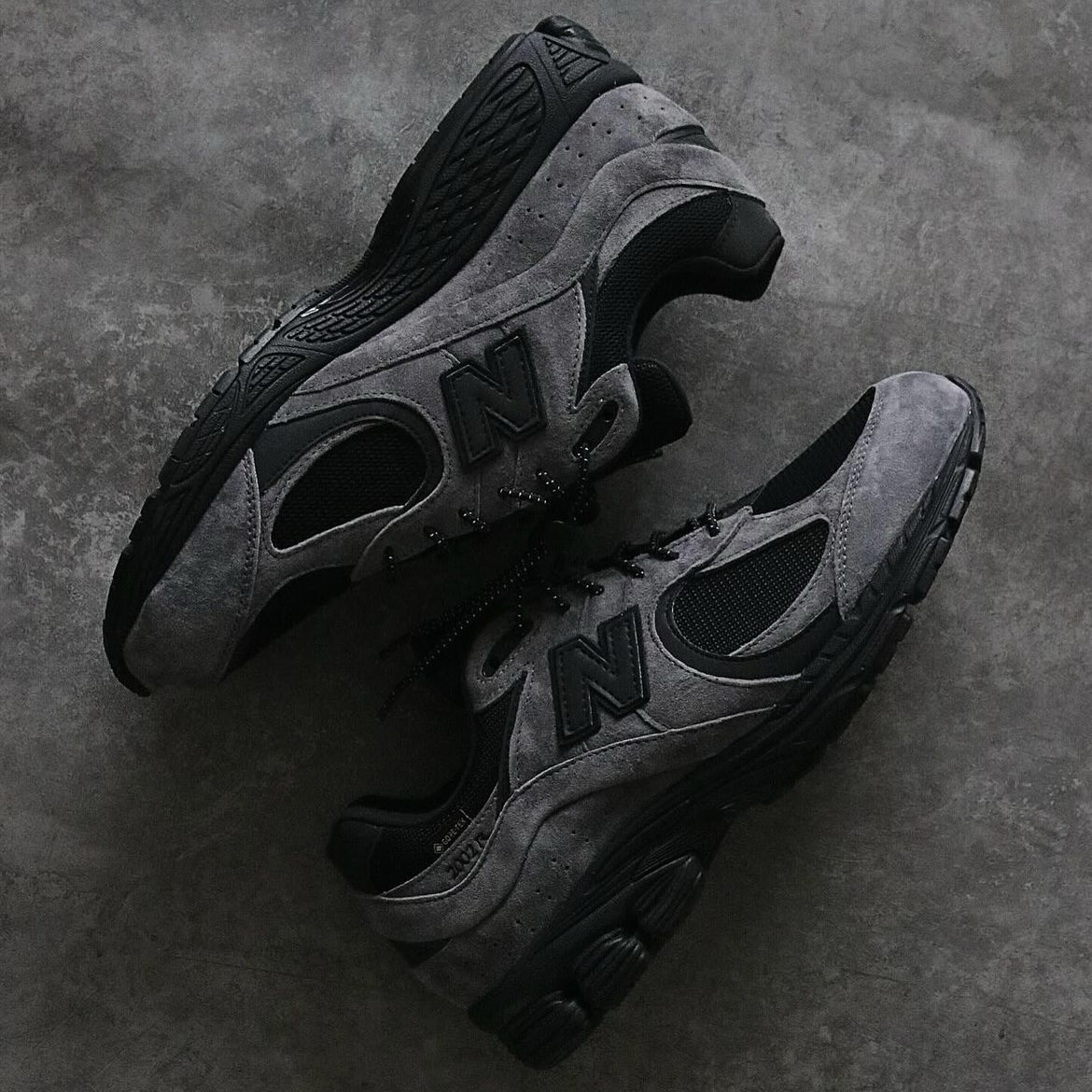 New Balance 2002R x JJJJound Gore-Tex Charcoal 岩石炭灰 防水 聯名款