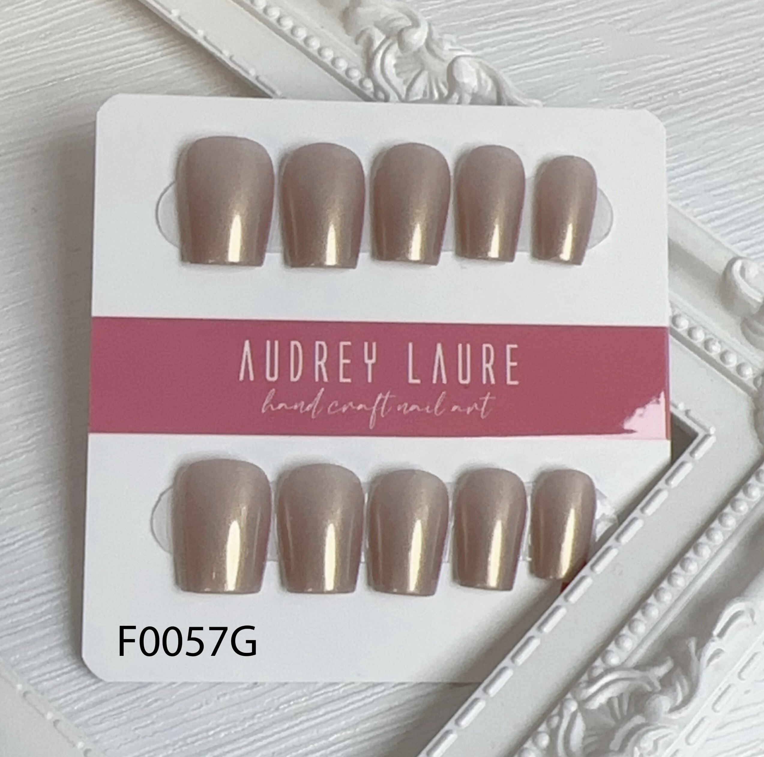AUDREY LAURE 穿戴甲均碼 (F0057G)