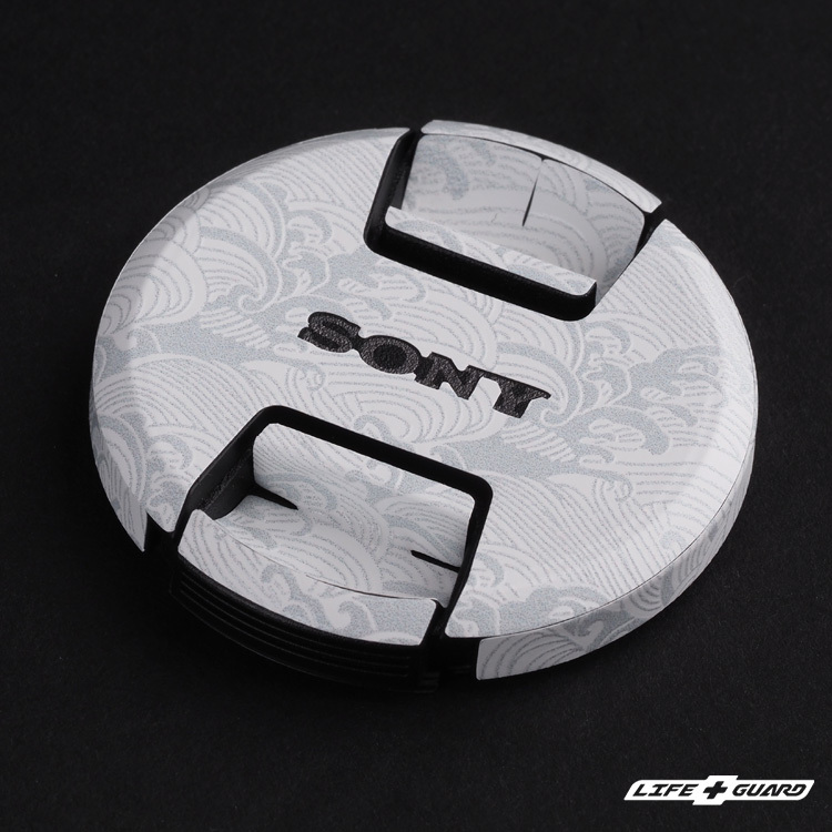 LIFE+GUARD 海浪白貼膜質感特寫，LIFE+GUARD 設計風格