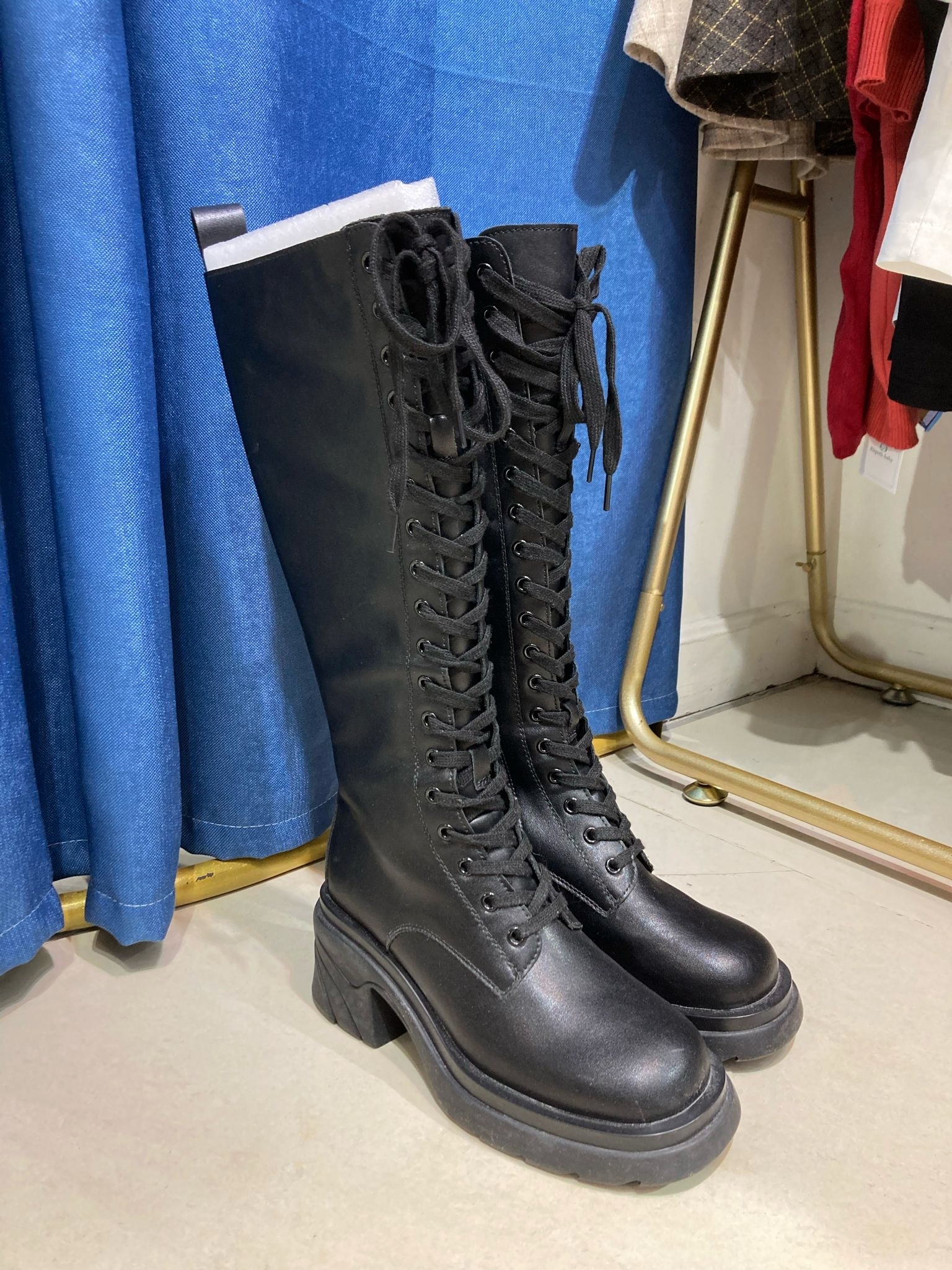 Boot A 時尚高筒綁帶馬丁靴 （輕微塵埃/瑕疵/不退不換）