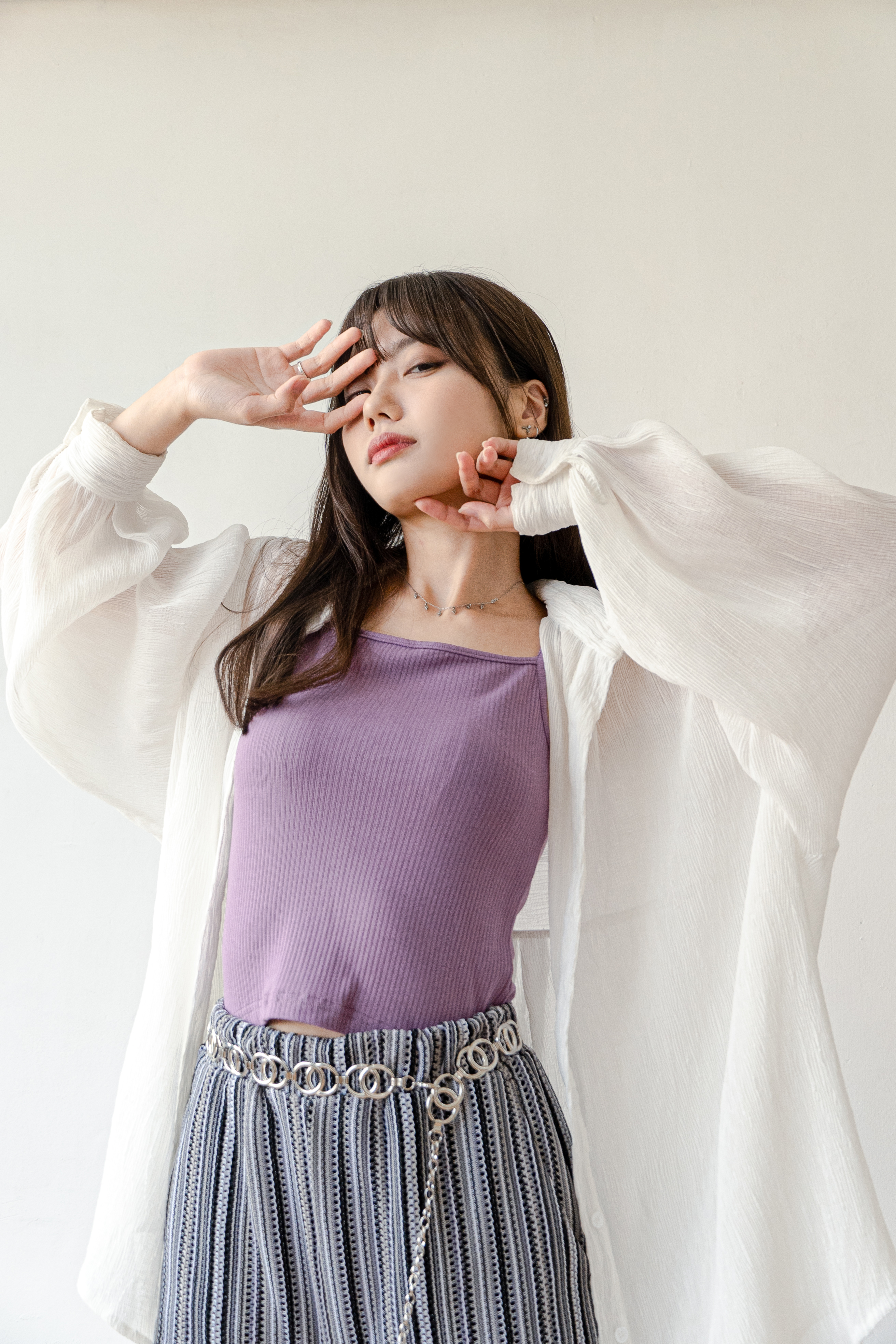 顯瘦必入！薄透壓褶恤衫 - JK9213