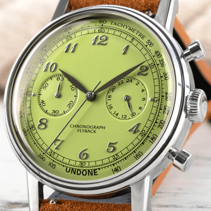 Vintage Pistachio Crisp