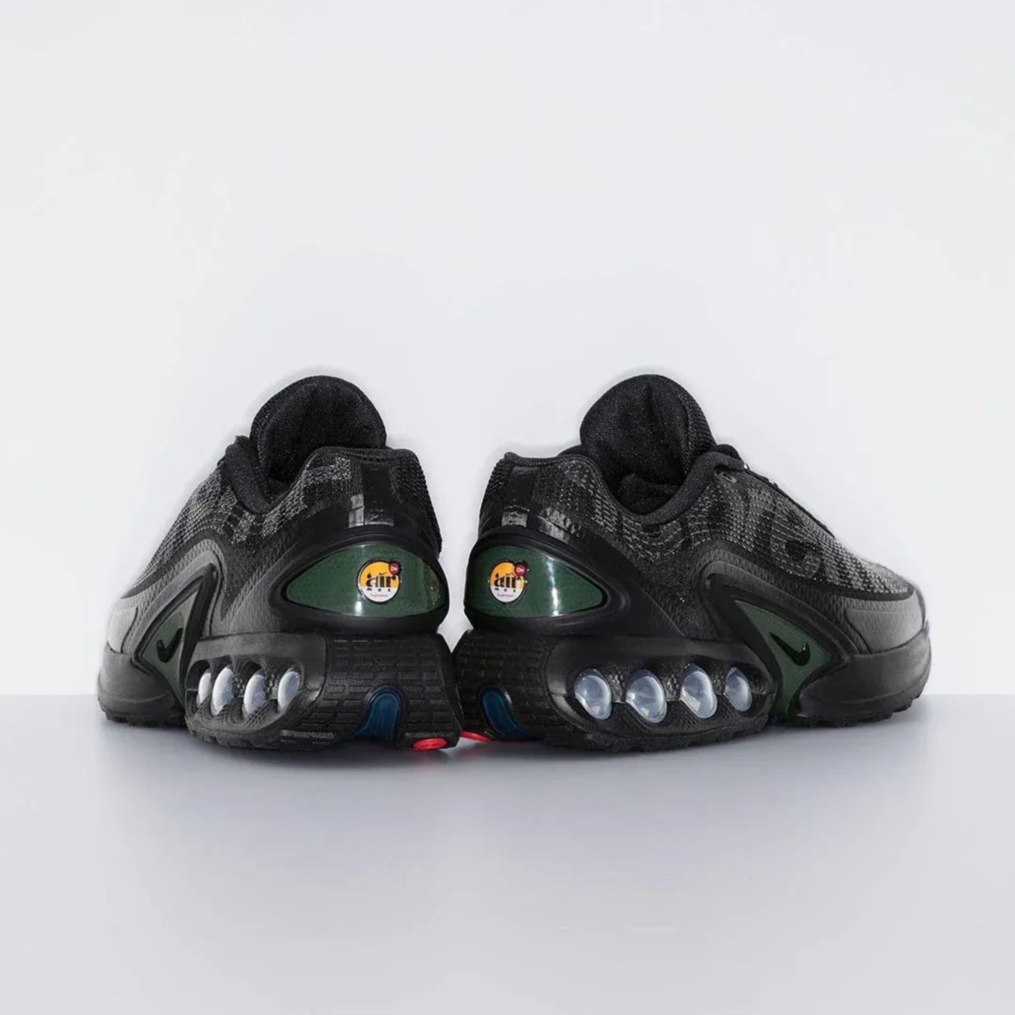 NICEDAY Supreme x Nike Air Max DN 全黑黑魂氣墊聯名反光男女休閒鞋款