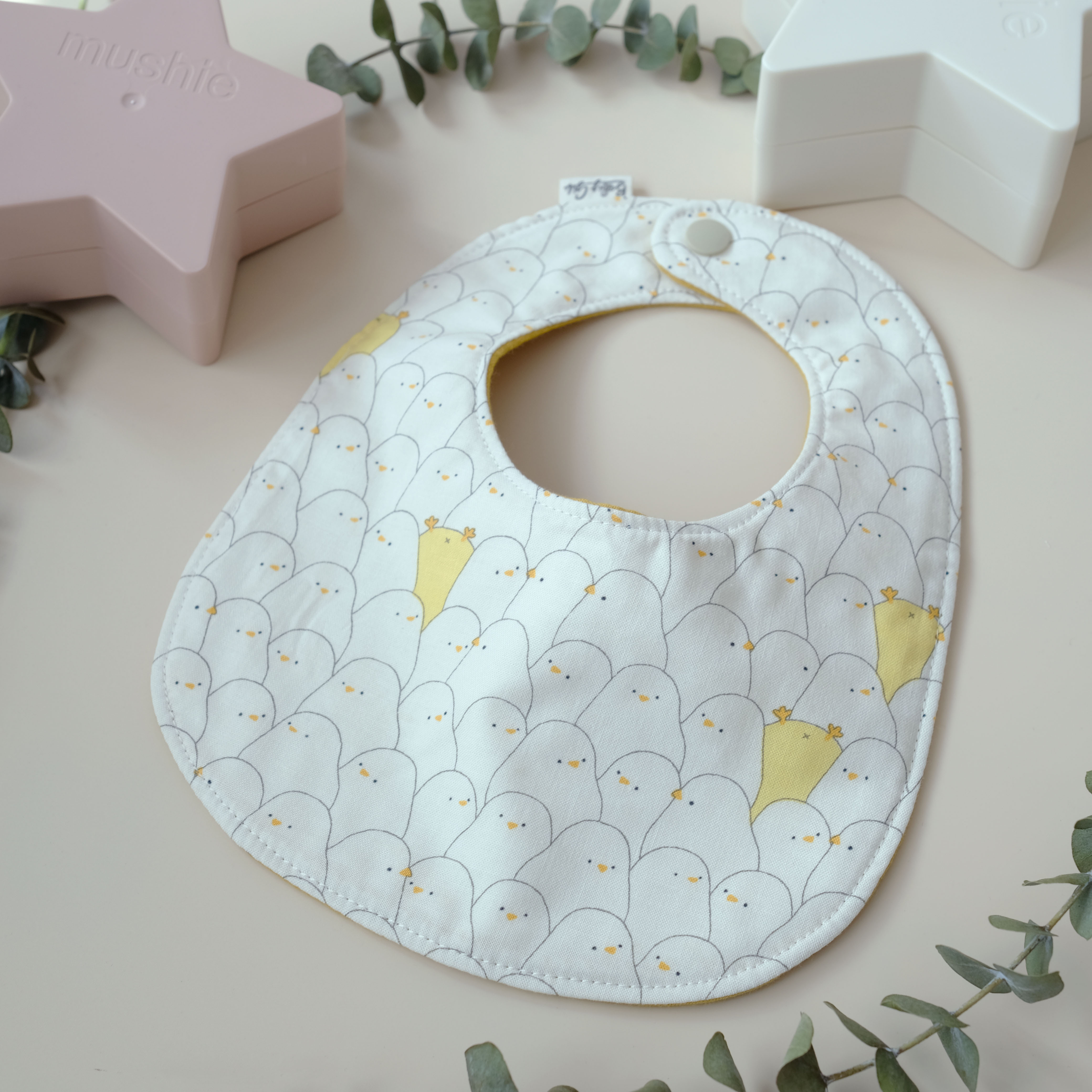 雞仔/薑黃色口水肩