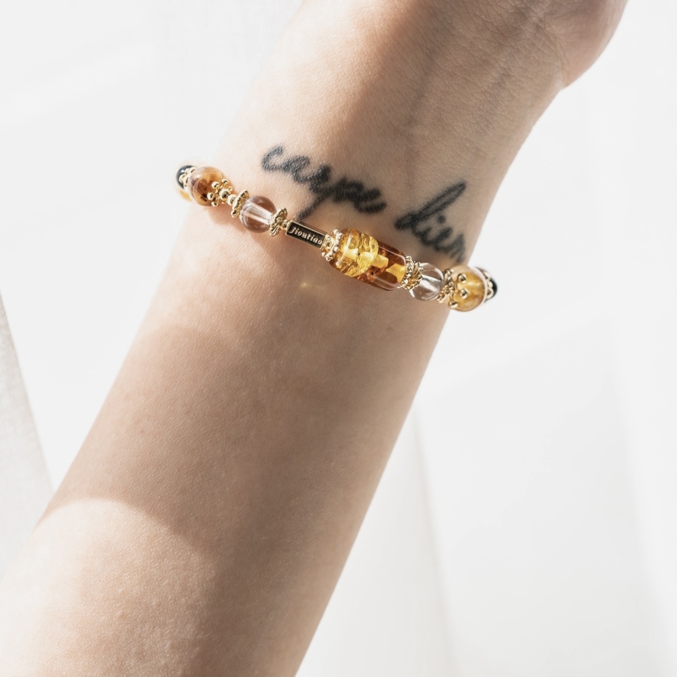 向日葵：花珀｜黑玉髓｜黃膠花｜檸檬玉｜茶晶