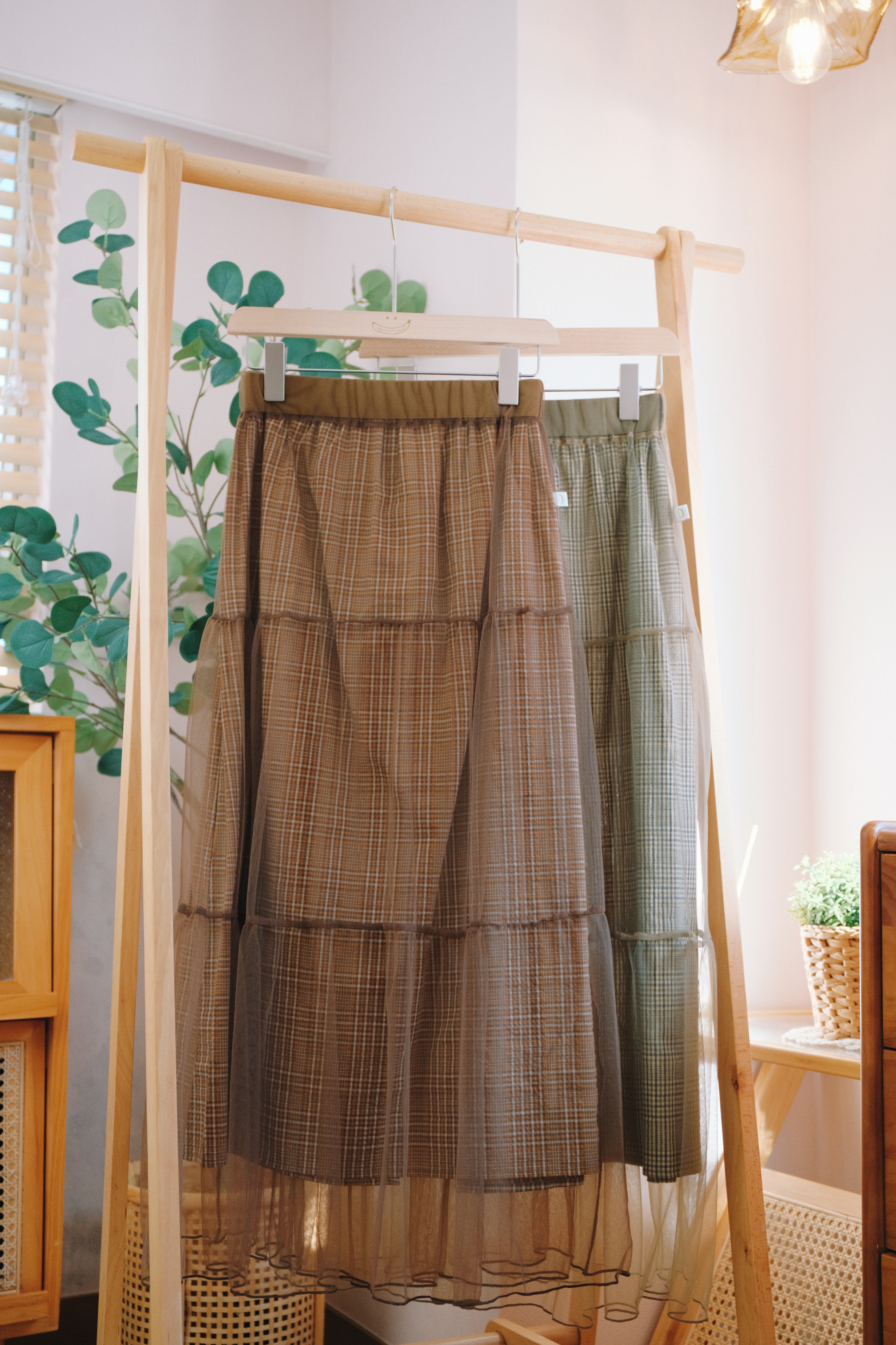 兩色／格子透紗半身長裙／Checkered Sheer Tiered Skirt