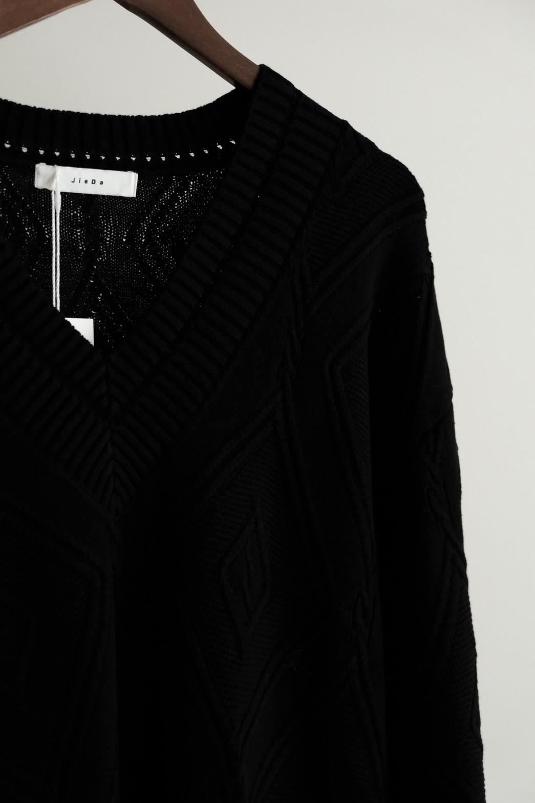 JieDa - CABLE KNIT / BLACK