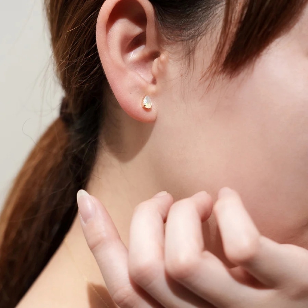 【me.luxe】K10蛋白石水滴耳環