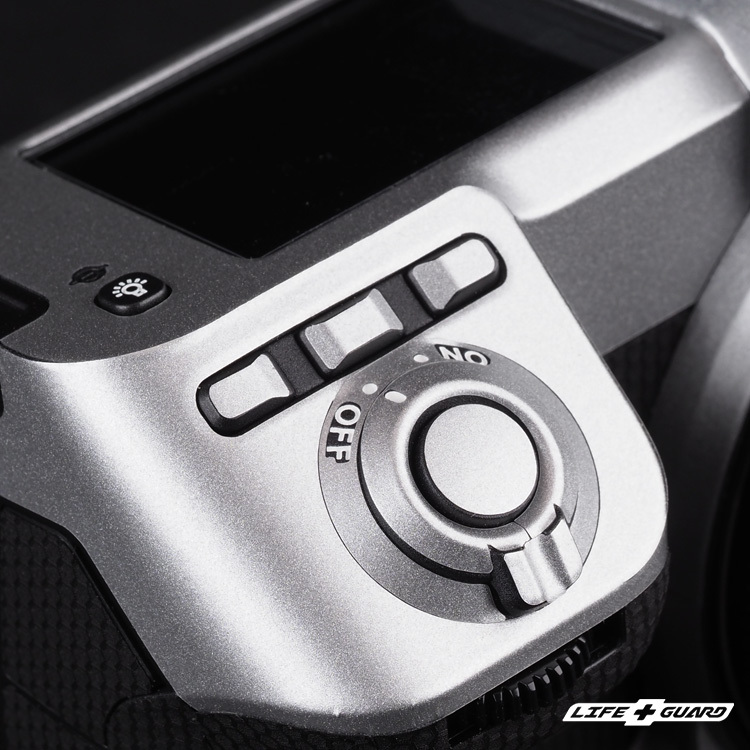 LIFE+GUARD 相機貼膜安裝示意，適用 FUJIFILM GFX 100 II