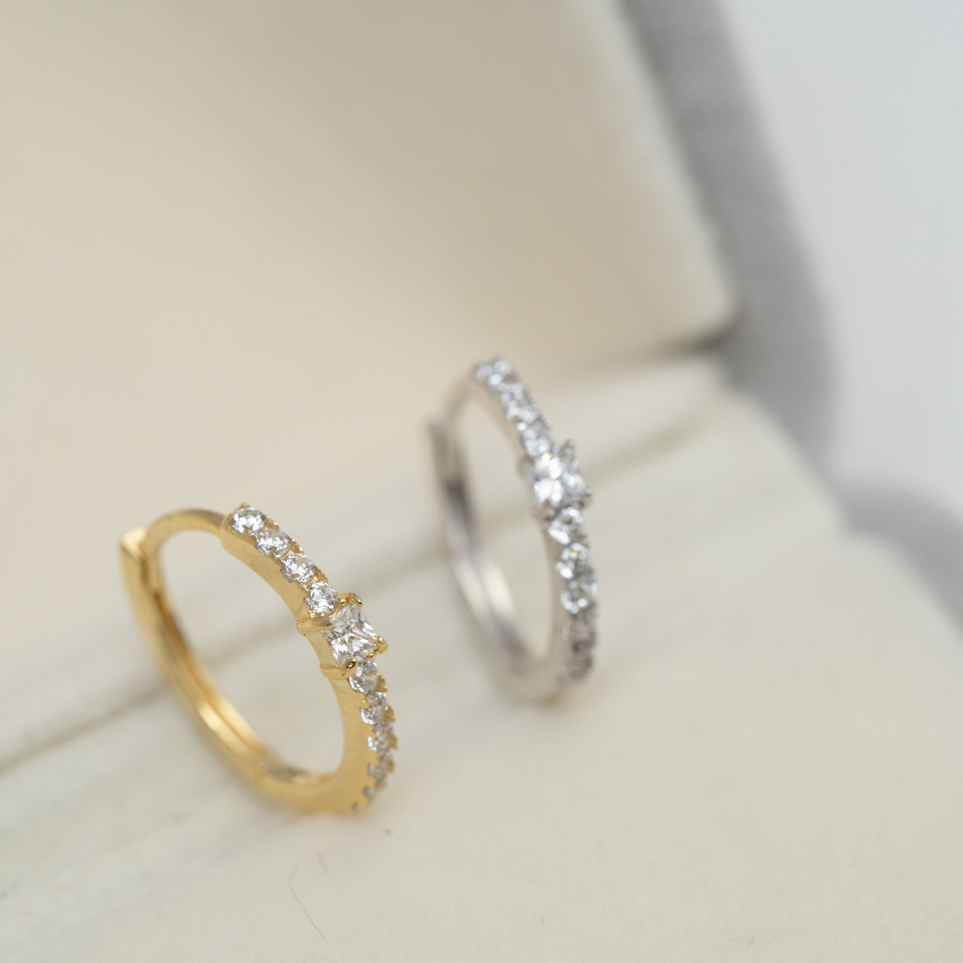 方石拼排石圈耳環