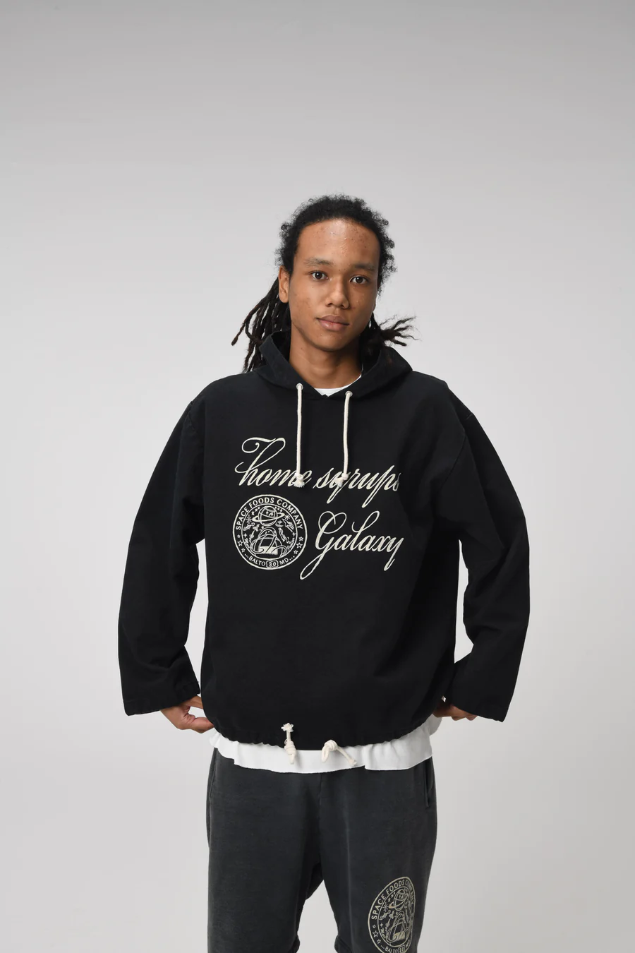 BOW WOW - GALAXY SYRUP DUCK HOODIE / BLACK AGEING
