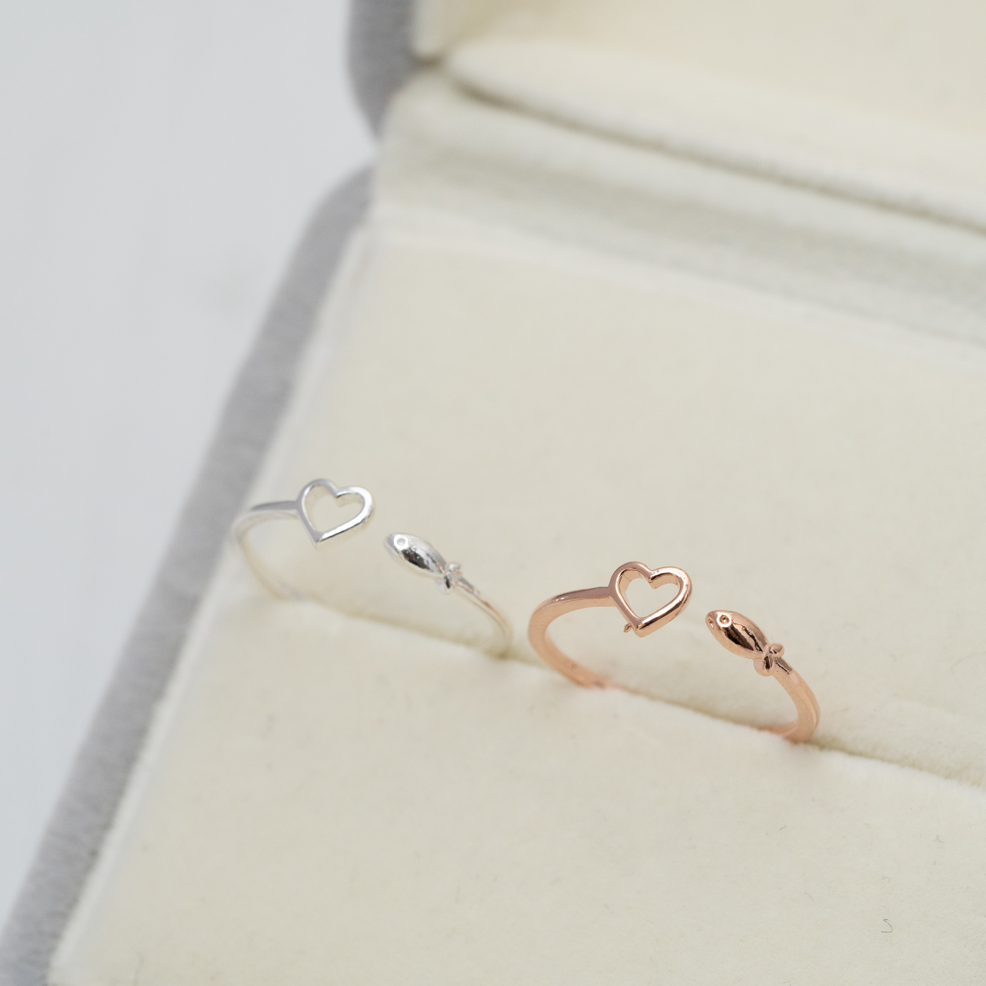 愛心.小魚戒指 svr11